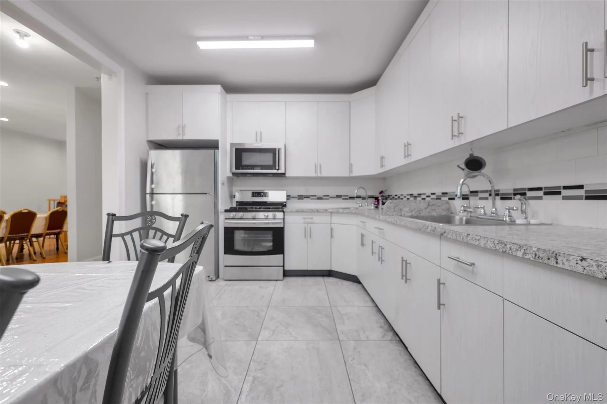 39 Decatur Avenue, Ramapo, NY, 4 Bedrooms Bedrooms, 8 Rooms Rooms,2 BathroomsBathrooms,Residential,For Rent,Decatur,0,1044932 39 Decatur Avenue, Ramapo, NY, 4 Bedrooms Bedrooms, 8 Rooms Rooms,2 BathroomsBathrooms,Residential,For Rent,Decatur,0,1044932