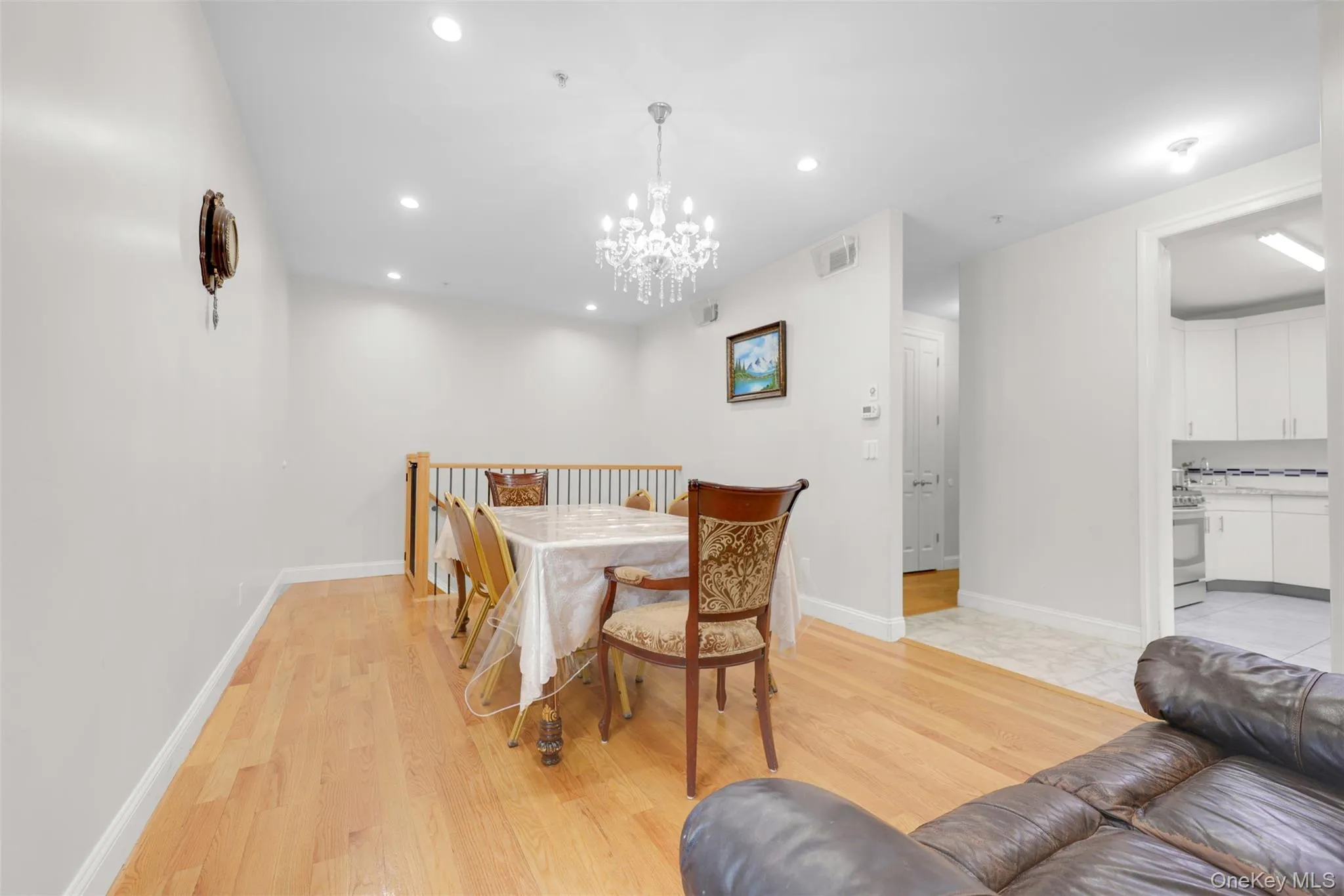 39 Decatur Avenue, Ramapo, NY, 4 Bedrooms Bedrooms, 8 Rooms Rooms,2 BathroomsBathrooms,Residential,For Rent,Decatur,0,1044932 39 Decatur Avenue, Ramapo, NY, 4 Bedrooms Bedrooms, 8 Rooms Rooms,2 BathroomsBathrooms,Residential,For Rent,Decatur,0,1044932