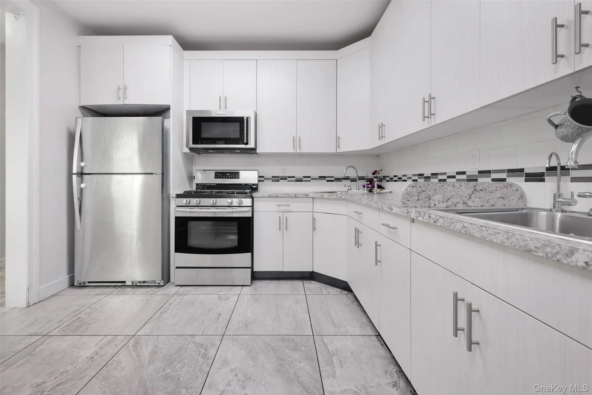 39 Decatur Avenue, Ramapo, NY, 4 Bedrooms Bedrooms, 8 Rooms Rooms,2 BathroomsBathrooms,Residential,For Rent,Decatur,0,1044932 39 Decatur Avenue, Ramapo, NY, 4 Bedrooms Bedrooms, 8 Rooms Rooms,2 BathroomsBathrooms,Residential,For Rent,Decatur,0,1044932