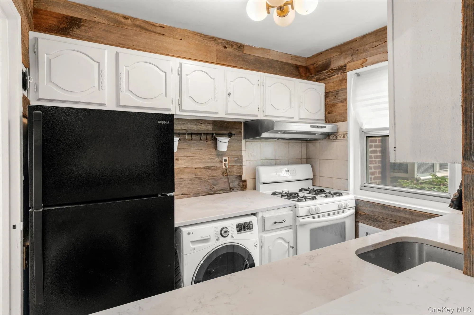 251-16 58th Avenue, New York, NY, 1 Bedroom Bedrooms, 4 Rooms Rooms,1 BathroomBathrooms,Residential,For Rent,58th Avenue,0,1044937 251-16 58th Avenue, New York, NY, 1 Bedroom Bedrooms, 4 Rooms Rooms,1 BathroomBathrooms,Residential,For Rent,58th Avenue,0,1044937