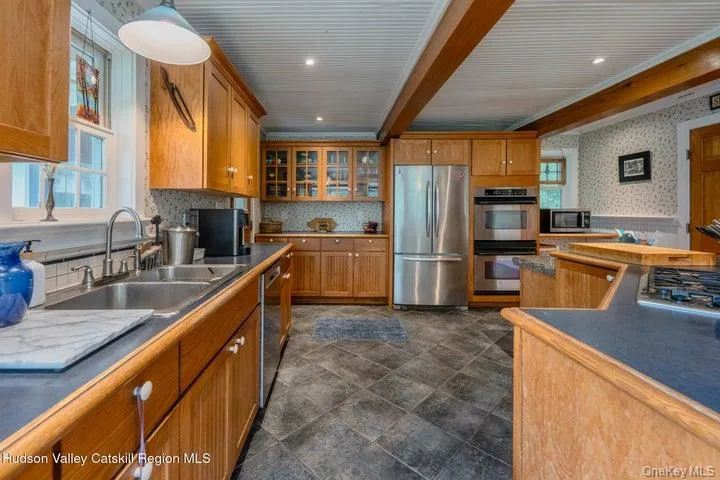 583 Swartekill Road, Esopus, NY, 3 Bedrooms Bedrooms, 9 Rooms Rooms,1 BathroomBathrooms,Residential,For Rent,Swartekill,0,1044938 583 Swartekill Road, Esopus, NY, 3 Bedrooms Bedrooms, 9 Rooms Rooms,1 BathroomBathrooms,Residential,For Rent,Swartekill,0,1044938