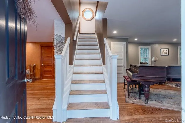 583 Swartekill Road, Esopus, NY, 3 Bedrooms Bedrooms, 9 Rooms Rooms,1 BathroomBathrooms,Residential,For Rent,Swartekill,0,1044938 583 Swartekill Road, Esopus, NY, 3 Bedrooms Bedrooms, 9 Rooms Rooms,1 BathroomBathrooms,Residential,For Rent,Swartekill,0,1044938