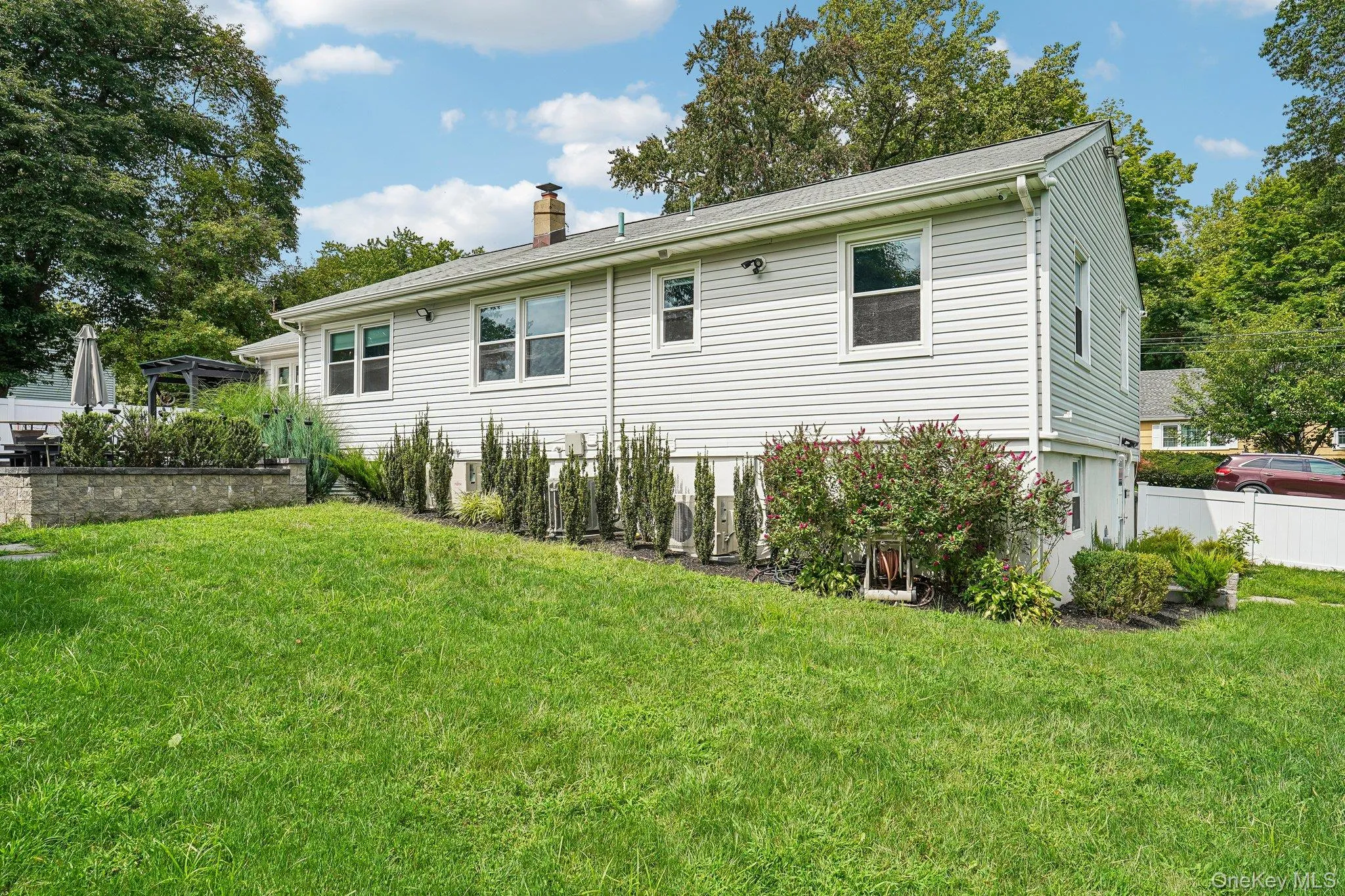 27 Pierce Street, Clarkstown, NY, 3 Bedrooms Bedrooms, 8 Rooms Rooms,1 BathroomBathrooms,Residential,For Rent,Pierce,0,1044939 27 Pierce Street, Clarkstown, NY, 3 Bedrooms Bedrooms, 8 Rooms Rooms,1 BathroomBathrooms,Residential,For Rent,Pierce,0,1044939
