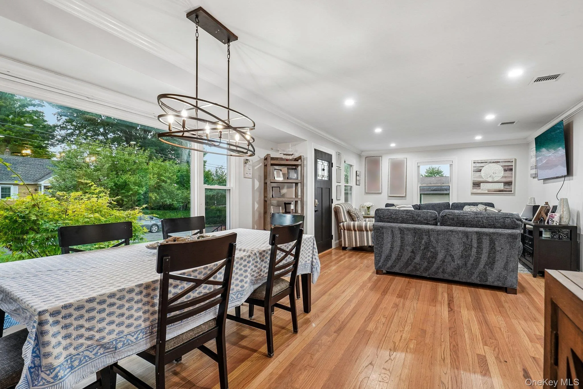 27 Pierce Street, Clarkstown, NY, 3 Bedrooms Bedrooms, 8 Rooms Rooms,1 BathroomBathrooms,Residential,For Rent,Pierce,0,1044939 27 Pierce Street, Clarkstown, NY, 3 Bedrooms Bedrooms, 8 Rooms Rooms,1 BathroomBathrooms,Residential,For Rent,Pierce,0,1044939