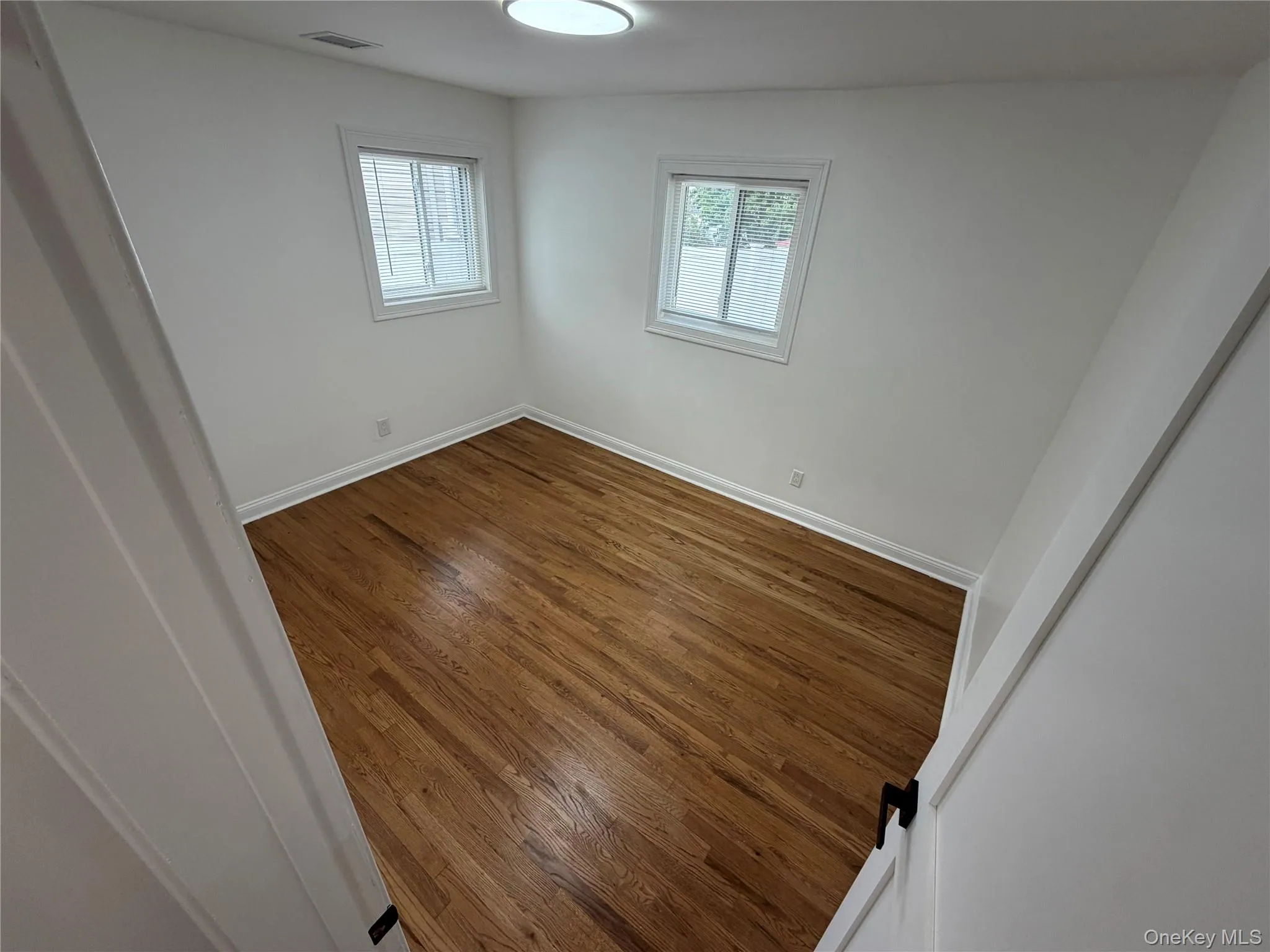 58 Amherst Lane, Oyster Bay, NY, 3 Bedrooms Bedrooms, 8 Rooms Rooms,1 BathroomBathrooms,Residential Lease,For Rent,Amherst,0,1044942 58 Amherst Lane, Oyster Bay, NY, 3 Bedrooms Bedrooms, 8 Rooms Rooms,1 BathroomBathrooms,Residential Lease,For Rent,Amherst,0,1044942