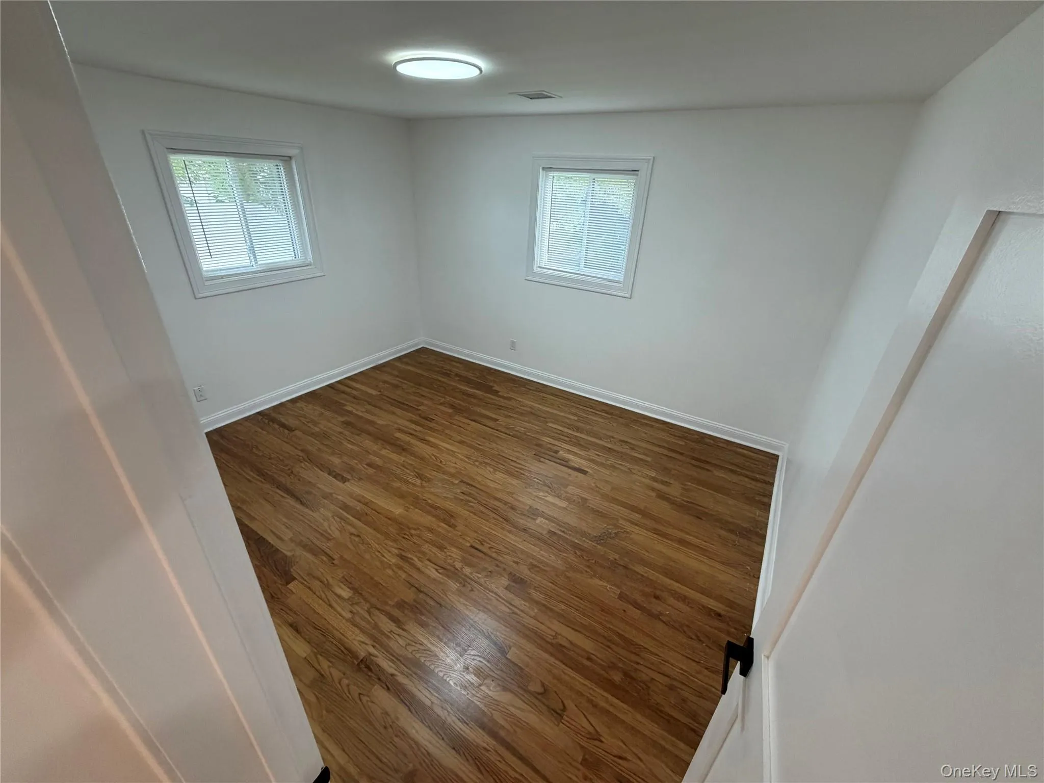 58 Amherst Lane, Oyster Bay, NY, 3 Bedrooms Bedrooms, 8 Rooms Rooms,1 BathroomBathrooms,Residential Lease,For Rent,Amherst,0,1044942 58 Amherst Lane, Oyster Bay, NY, 3 Bedrooms Bedrooms, 8 Rooms Rooms,1 BathroomBathrooms,Residential Lease,For Rent,Amherst,0,1044942