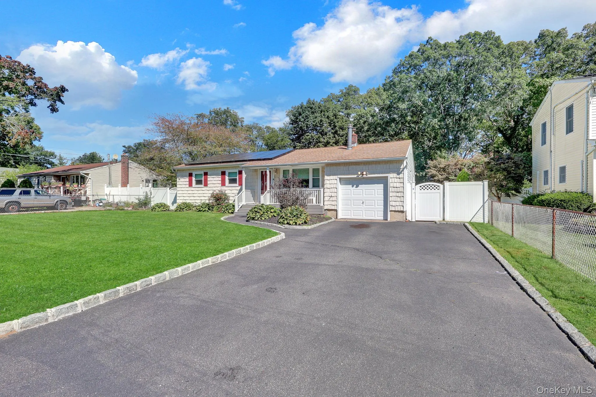 41 Hopes Avenue, Brookhaven, NY, 3 Bedrooms Bedrooms, 7 Rooms Rooms,2 BathroomsBathrooms,Residential,For Rent,Hopes,0,1044943 41 Hopes Avenue, Brookhaven, NY, 3 Bedrooms Bedrooms, 7 Rooms Rooms,2 BathroomsBathrooms,Residential,For Rent,Hopes,0,1044943