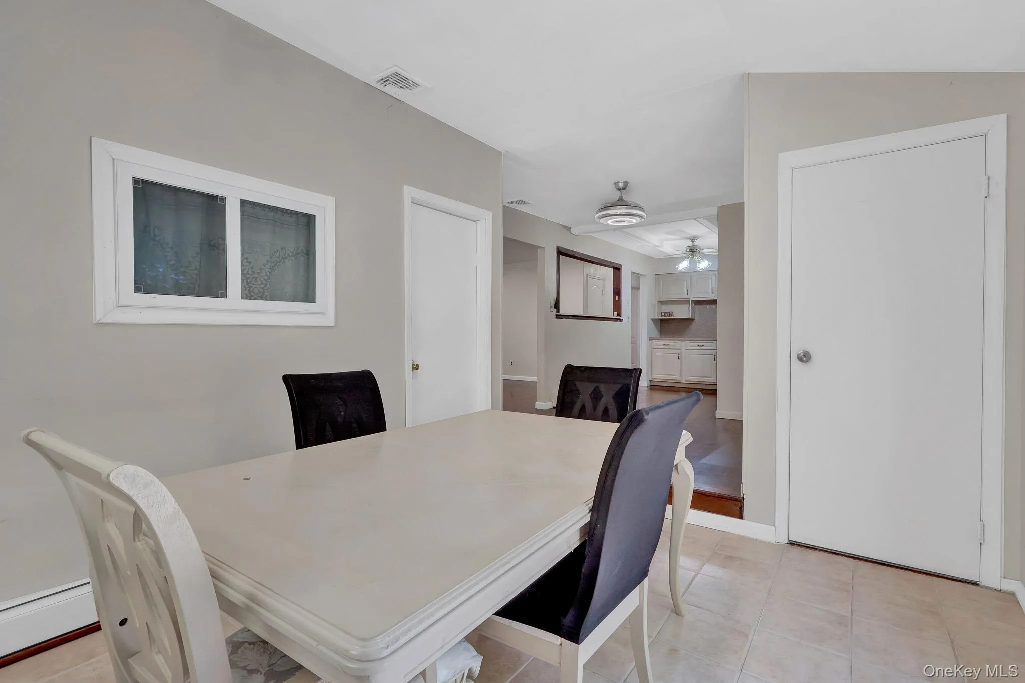 41 Hopes Avenue, Brookhaven, NY, 3 Bedrooms Bedrooms, 7 Rooms Rooms,2 BathroomsBathrooms,Residential,For Rent,Hopes,0,1044943 41 Hopes Avenue, Brookhaven, NY, 3 Bedrooms Bedrooms, 7 Rooms Rooms,2 BathroomsBathrooms,Residential,For Rent,Hopes,0,1044943