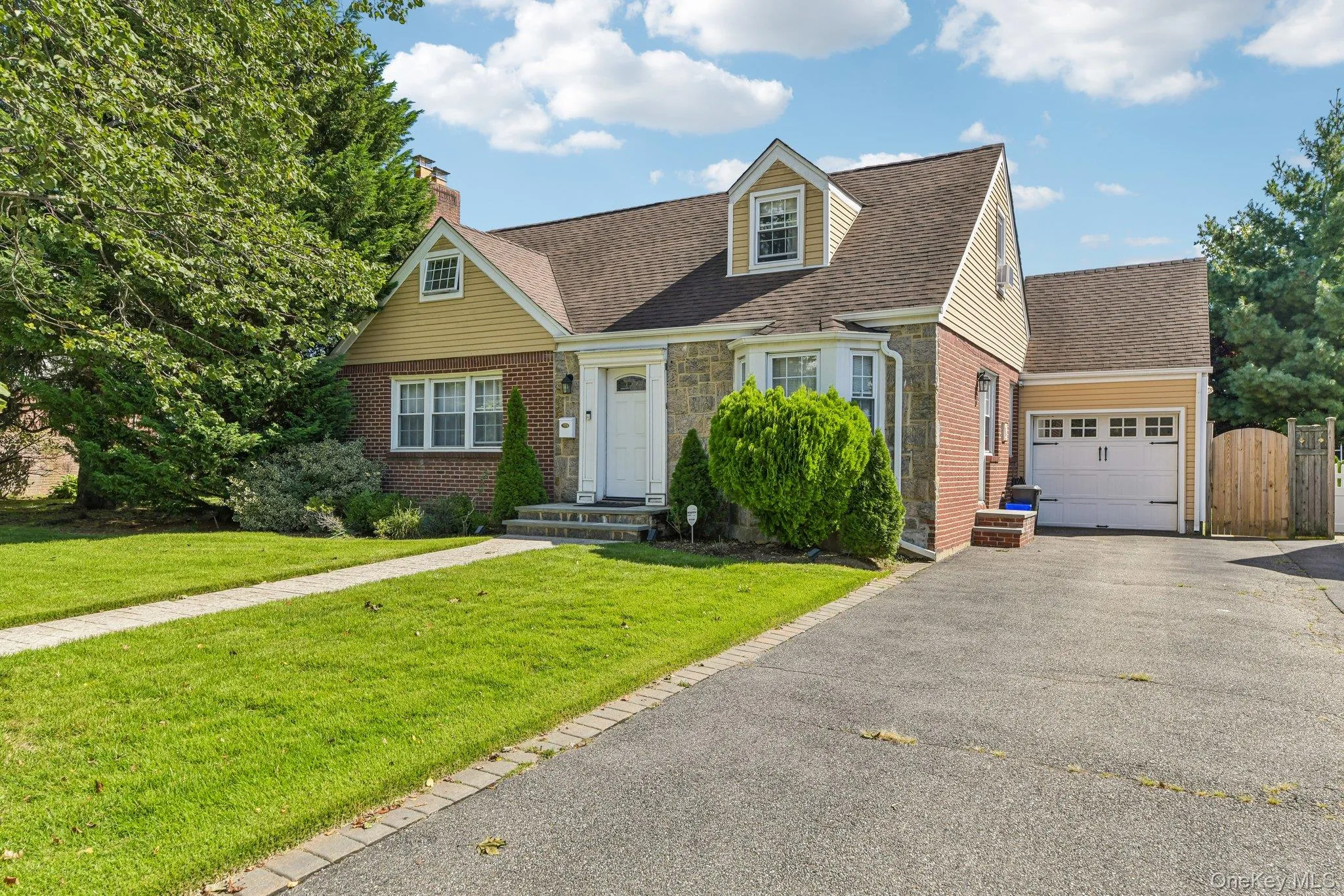 666 Lakeview Avenue, Hempstead, NY, 3 Bedrooms Bedrooms, 9 Rooms Rooms,2 BathroomsBathrooms,Residential,For Rent,Lakeview,0,1044944 666 Lakeview Avenue, Hempstead, NY, 3 Bedrooms Bedrooms, 9 Rooms Rooms,2 BathroomsBathrooms,Residential,For Rent,Lakeview,0,1044944
