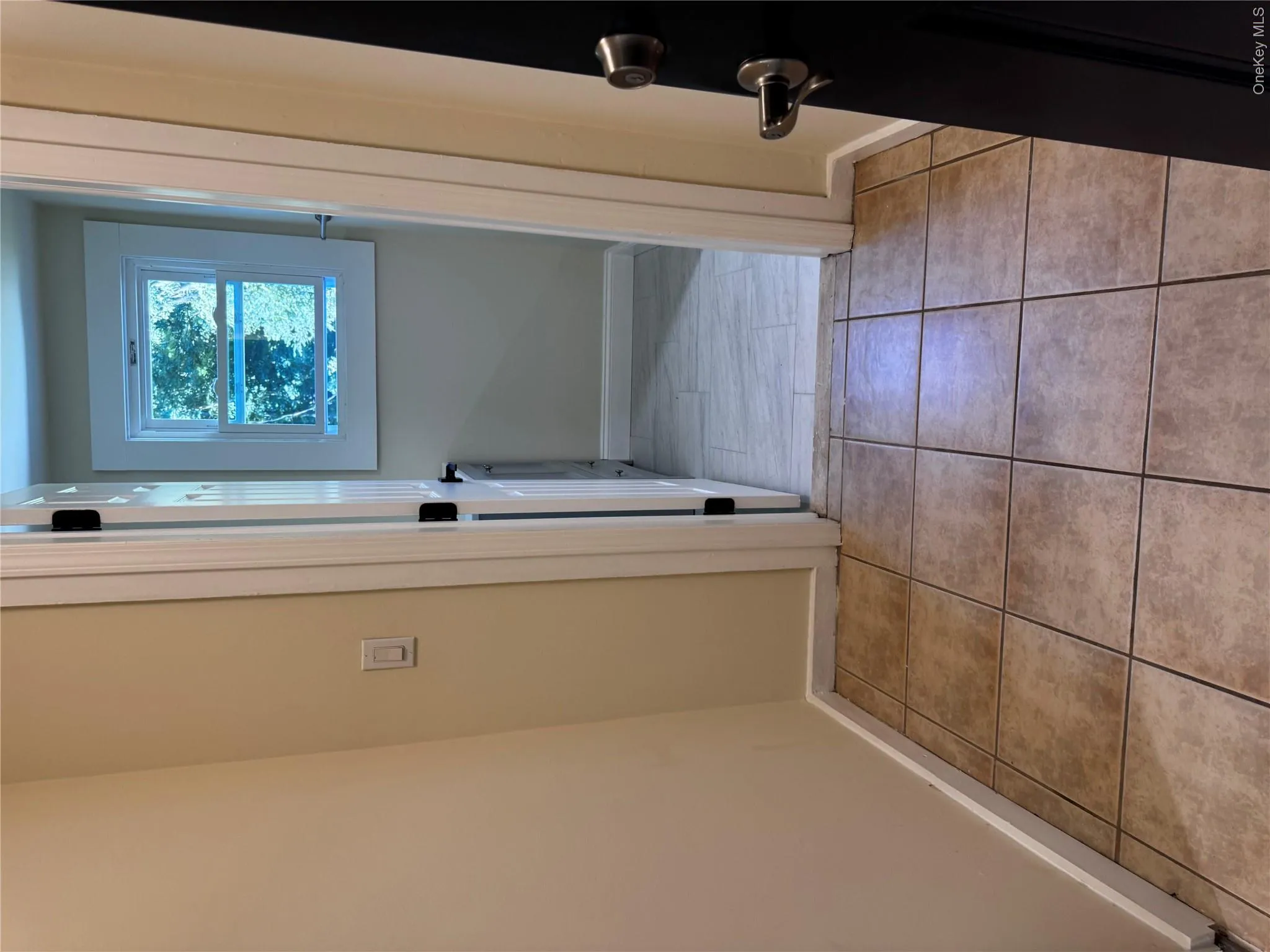 289 Myers Corners Road, Wappinger, NY, 1 Bedroom Bedrooms, 3 Rooms Rooms,1 BathroomBathrooms,Residential Lease,For Rent,Myers Corners,0,1044946 289 Myers Corners Road, Wappinger, NY, 1 Bedroom Bedrooms, 3 Rooms Rooms,1 BathroomBathrooms,Residential Lease,For Rent,Myers Corners,0,1044946