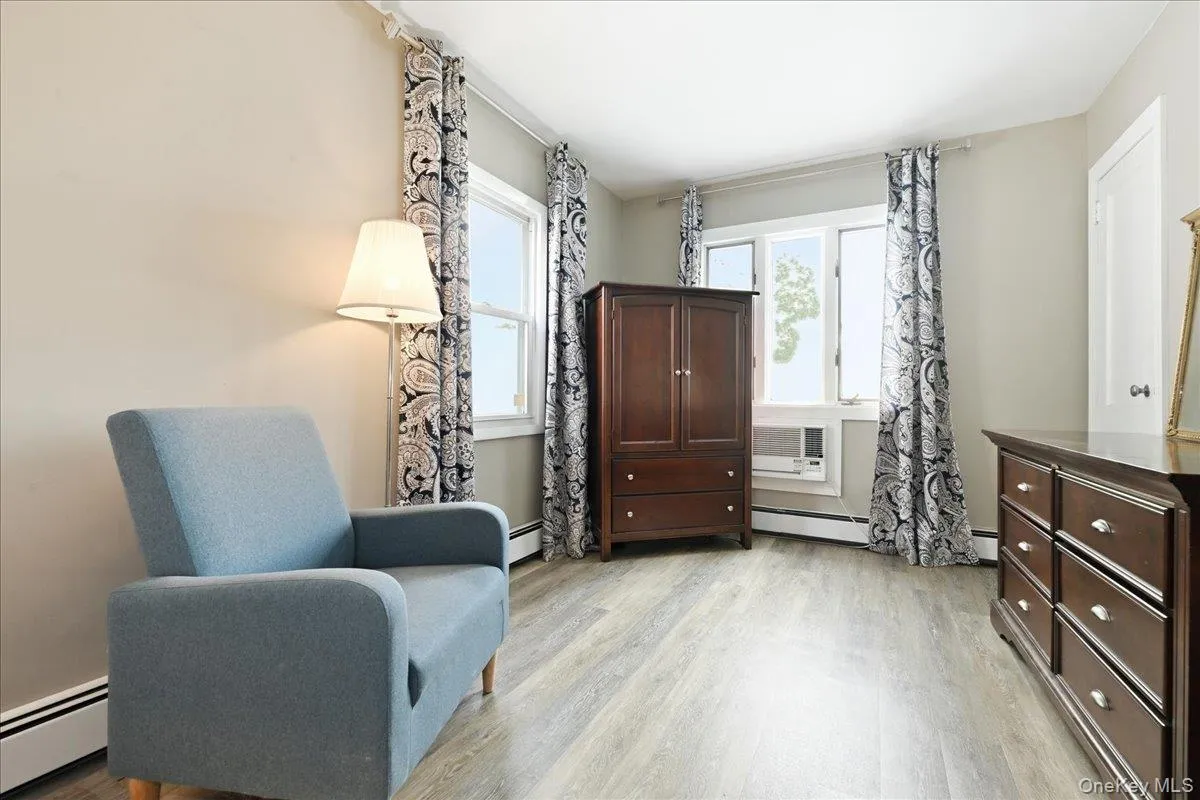 626 Central Avenue, Oyster Bay, NY, 3 Bedrooms Bedrooms, 7 Rooms Rooms,1 BathroomBathrooms,Residential,For Rent,Central,0,1044947 626 Central Avenue, Oyster Bay, NY, 3 Bedrooms Bedrooms, 7 Rooms Rooms,1 BathroomBathrooms,Residential,For Rent,Central,0,1044947