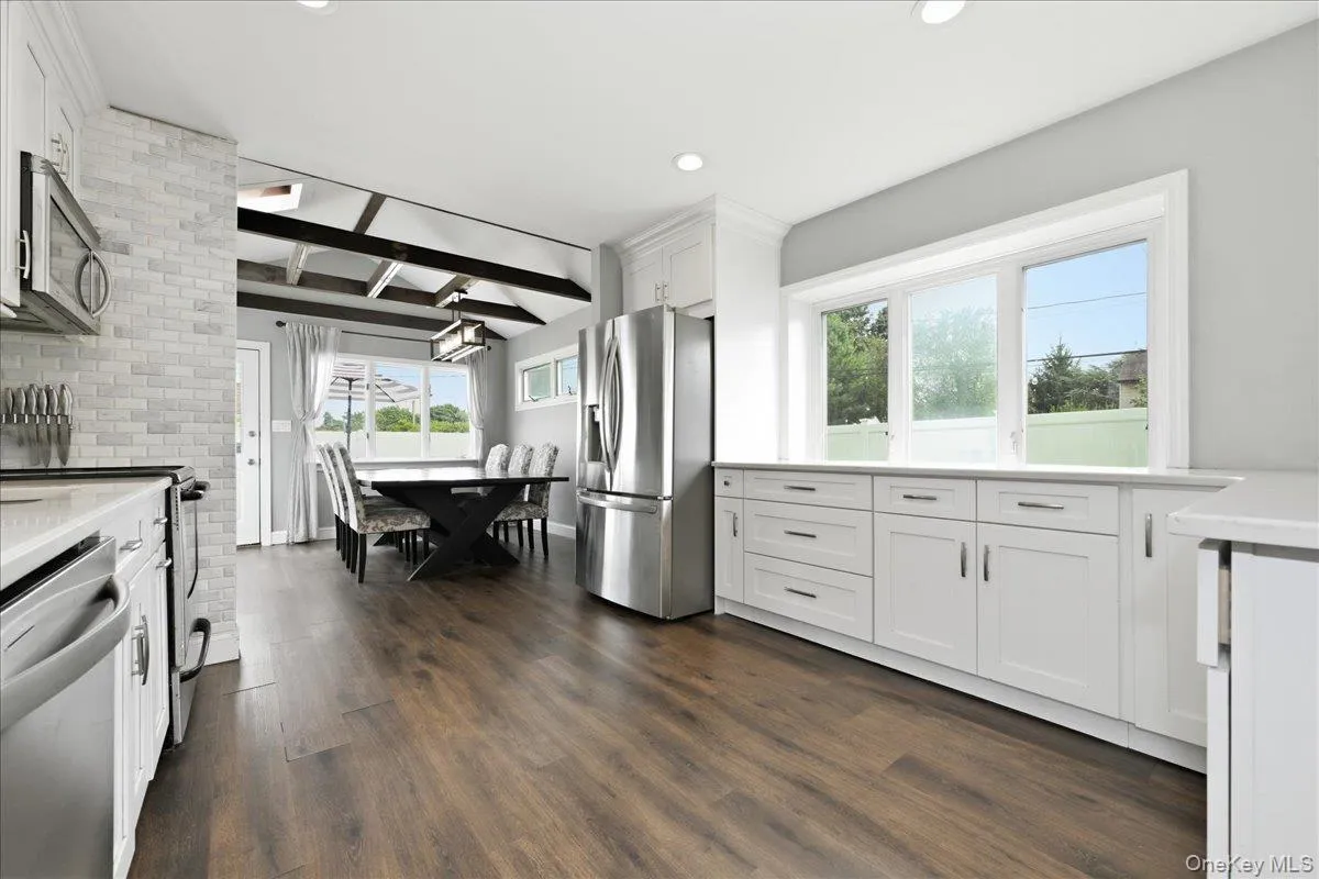 626 Central Avenue, Oyster Bay, NY, 3 Bedrooms Bedrooms, 7 Rooms Rooms,1 BathroomBathrooms,Residential,For Rent,Central,0,1044947 626 Central Avenue, Oyster Bay, NY, 3 Bedrooms Bedrooms, 7 Rooms Rooms,1 BathroomBathrooms,Residential,For Rent,Central,0,1044947