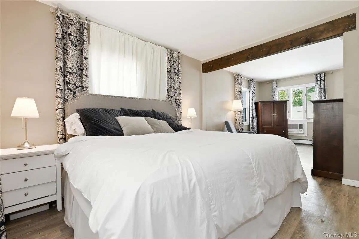 626 Central Avenue, Oyster Bay, NY, 3 Bedrooms Bedrooms, 7 Rooms Rooms,1 BathroomBathrooms,Residential,For Rent,Central,0,1044947 626 Central Avenue, Oyster Bay, NY, 3 Bedrooms Bedrooms, 7 Rooms Rooms,1 BathroomBathrooms,Residential,For Rent,Central,0,1044947