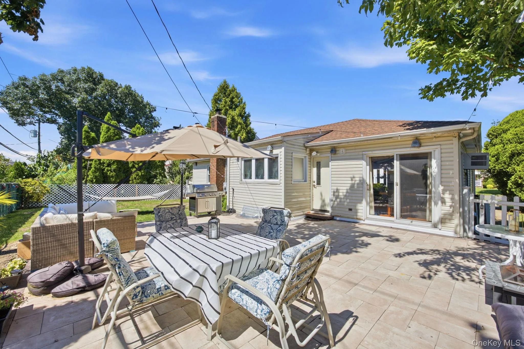 90 Joseph Street, North Hempstead, NY, 4 Bedrooms Bedrooms, 6 Rooms Rooms,2 BathroomsBathrooms,Residential,For Rent,Joseph,0,1044948 90 Joseph Street, North Hempstead, NY, 4 Bedrooms Bedrooms, 6 Rooms Rooms,2 BathroomsBathrooms,Residential,For Rent,Joseph,0,1044948