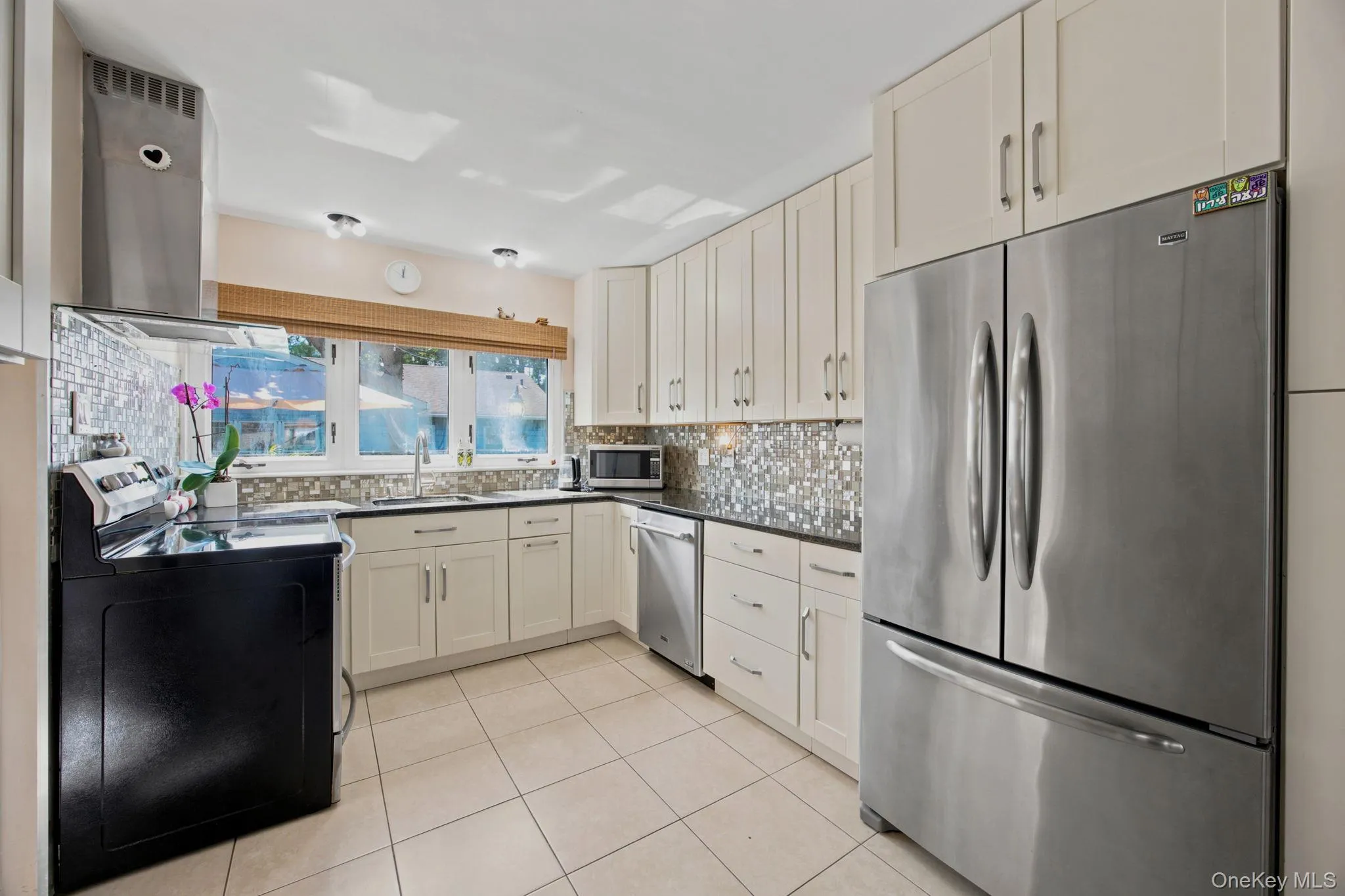 90 Joseph Street, North Hempstead, NY, 4 Bedrooms Bedrooms, 6 Rooms Rooms,2 BathroomsBathrooms,Residential,For Rent,Joseph,0,1044948 90 Joseph Street, North Hempstead, NY, 4 Bedrooms Bedrooms, 6 Rooms Rooms,2 BathroomsBathrooms,Residential,For Rent,Joseph,0,1044948
