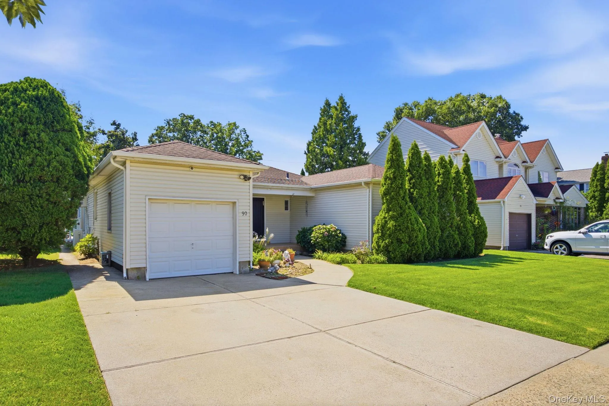 90 Joseph Street, North Hempstead, NY, 4 Bedrooms Bedrooms, 6 Rooms Rooms,2 BathroomsBathrooms,Residential,For Rent,Joseph,0,1044948 90 Joseph Street, North Hempstead, NY, 4 Bedrooms Bedrooms, 6 Rooms Rooms,2 BathroomsBathrooms,Residential,For Rent,Joseph,0,1044948
