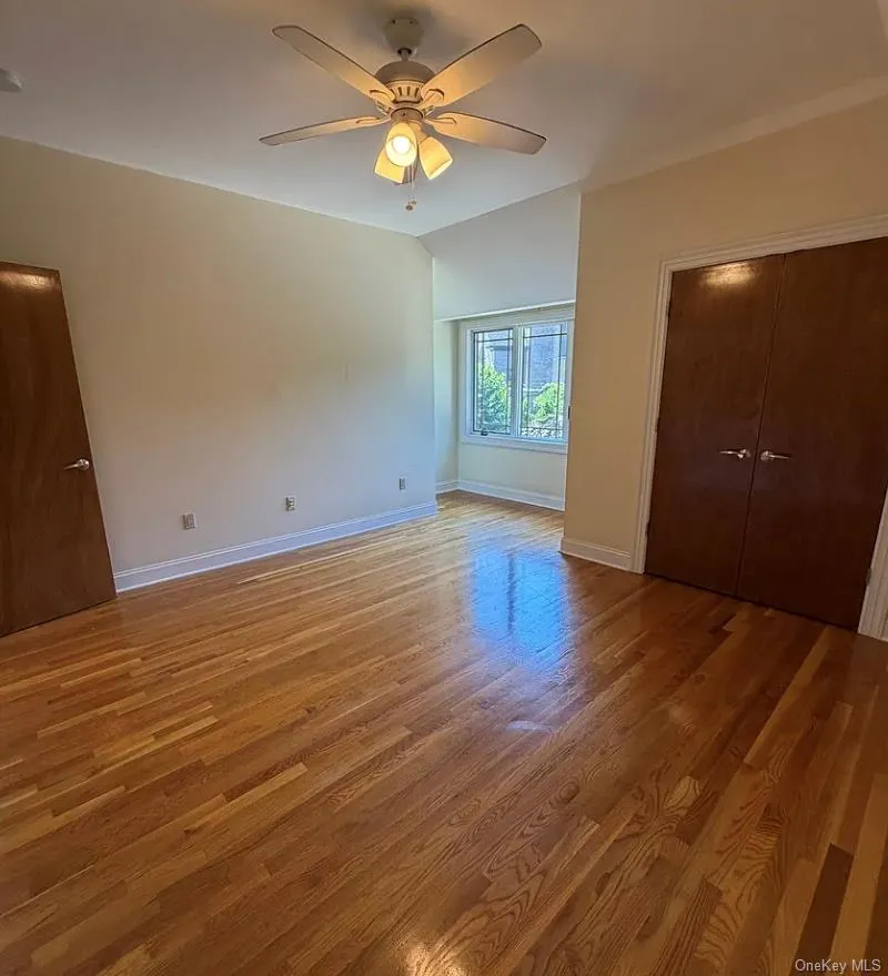 5 Candlewood Court, Mount Pleasant, NY, 2 Bedrooms Bedrooms, 4 Rooms Rooms,1 BathroomBathrooms,Residential Lease,For Rent,Candlewood Court,0,1044950 5 Candlewood Court, Mount Pleasant, NY, 2 Bedrooms Bedrooms, 4 Rooms Rooms,1 BathroomBathrooms,Residential Lease,For Rent,Candlewood Court,0,1044950
