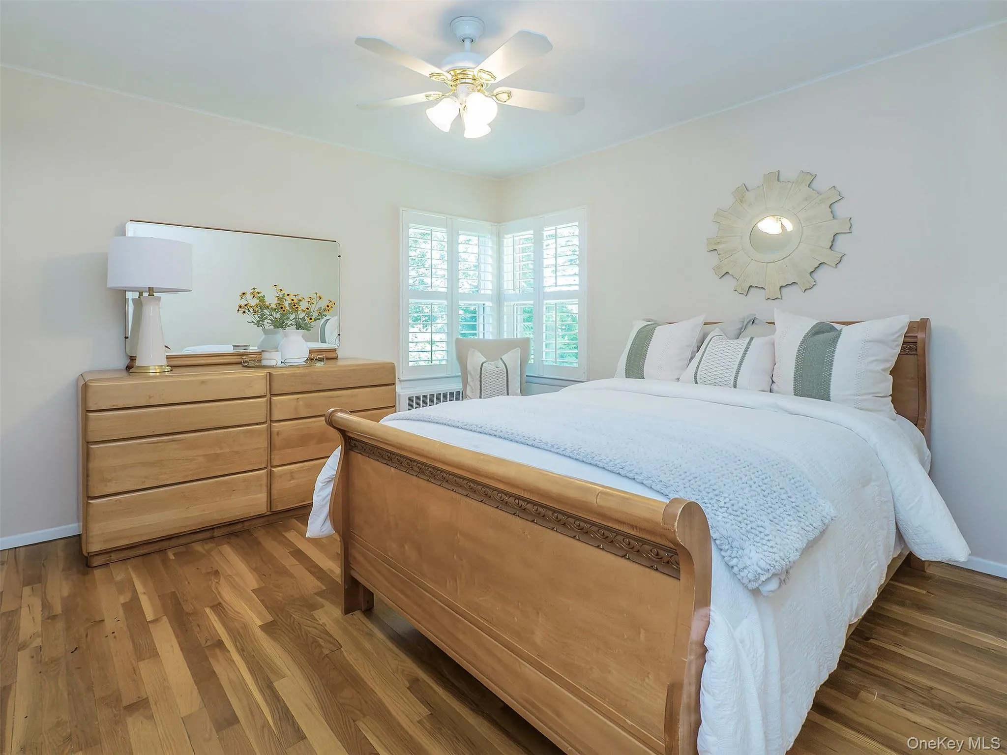 65 Essex Court, North Hempstead, NY, 3 Bedrooms Bedrooms, 7 Rooms Rooms,2 BathroomsBathrooms,Residential,For Rent,Essex,0,1044951 65 Essex Court, North Hempstead, NY, 3 Bedrooms Bedrooms, 7 Rooms Rooms,2 BathroomsBathrooms,Residential,For Rent,Essex,0,1044951
