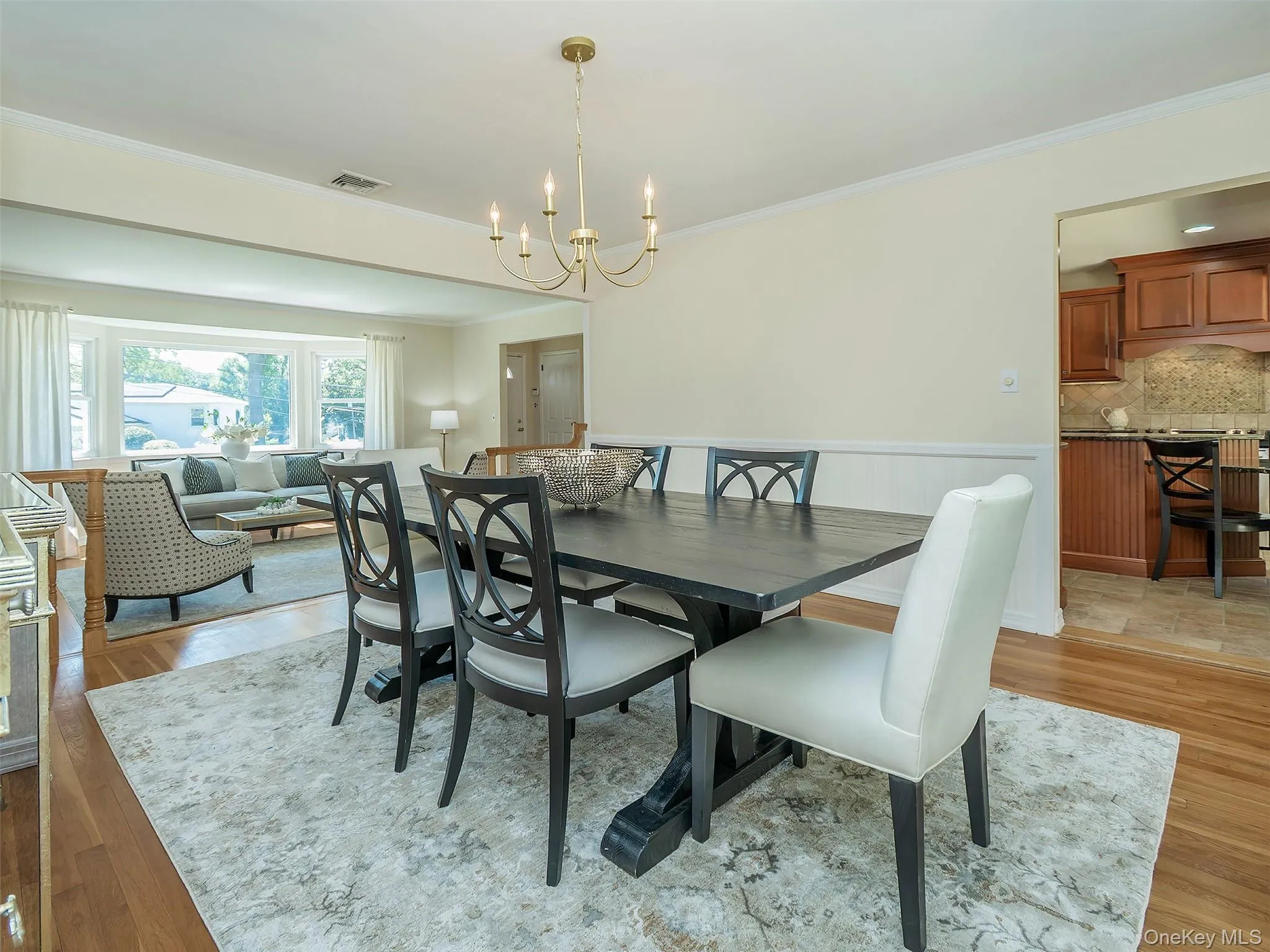 65 Essex Court, North Hempstead, NY, 3 Bedrooms Bedrooms, 7 Rooms Rooms,2 BathroomsBathrooms,Residential,For Rent,Essex,0,1044951 65 Essex Court, North Hempstead, NY, 3 Bedrooms Bedrooms, 7 Rooms Rooms,2 BathroomsBathrooms,Residential,For Rent,Essex,0,1044951