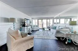 170 Broadway, Long Beach, NY, 1 Bedroom Bedrooms, 3 Rooms Rooms,1 BathroomBathrooms,Residential Lease,For Rent,Broadway,0,1044953 170 Broadway, Long Beach, NY, 1 Bedroom Bedrooms, 3 Rooms Rooms,1 BathroomBathrooms,Residential Lease,For Rent,Broadway,0,1044953