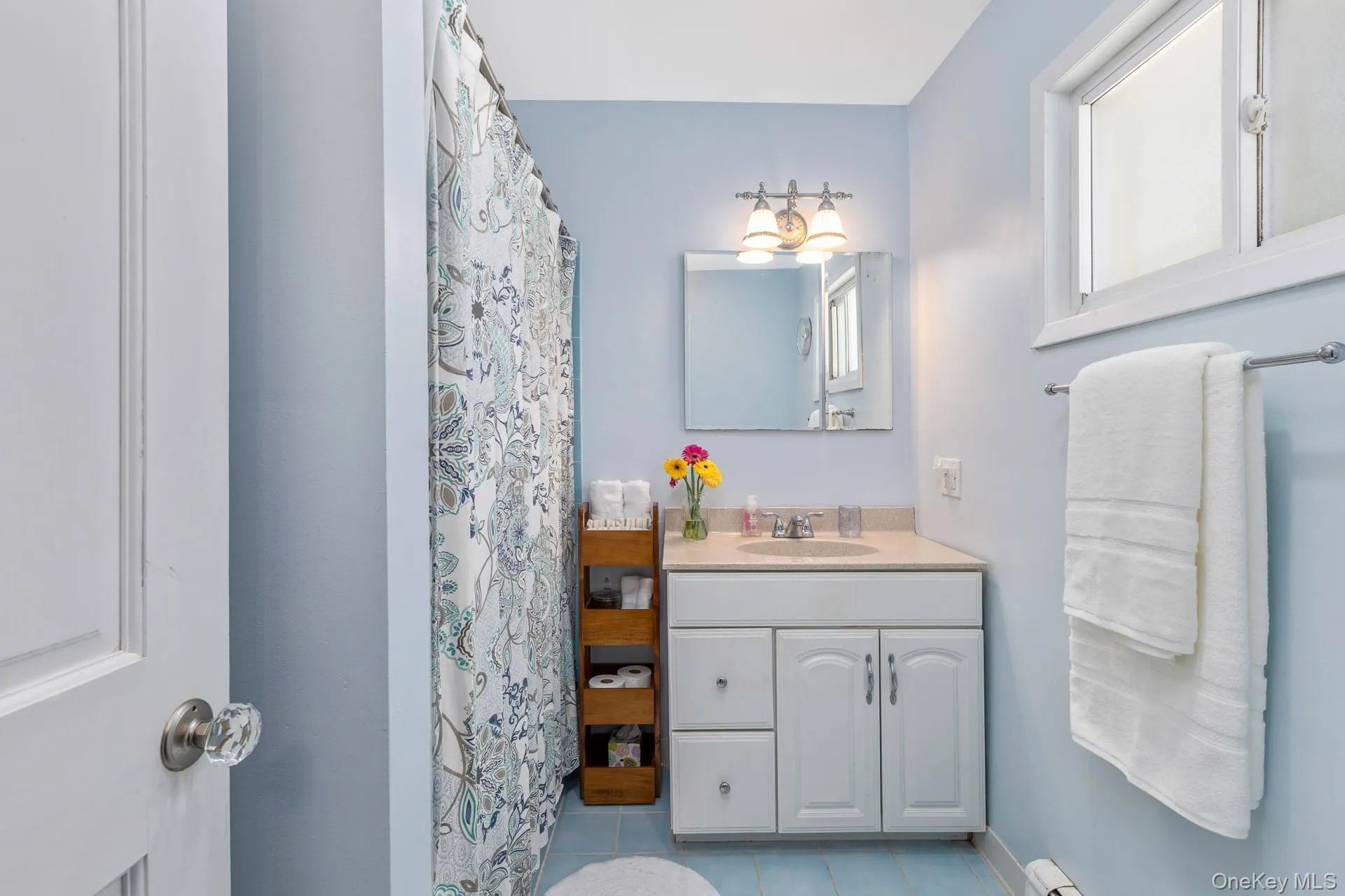 314 6th Avenue, Smithtown, NY, 3 Bedrooms Bedrooms, 5 Rooms Rooms,1 BathroomBathrooms,Residential,For Rent,6th,0,1044955 314 6th Avenue, Smithtown, NY, 3 Bedrooms Bedrooms, 5 Rooms Rooms,1 BathroomBathrooms,Residential,For Rent,6th,0,1044955
