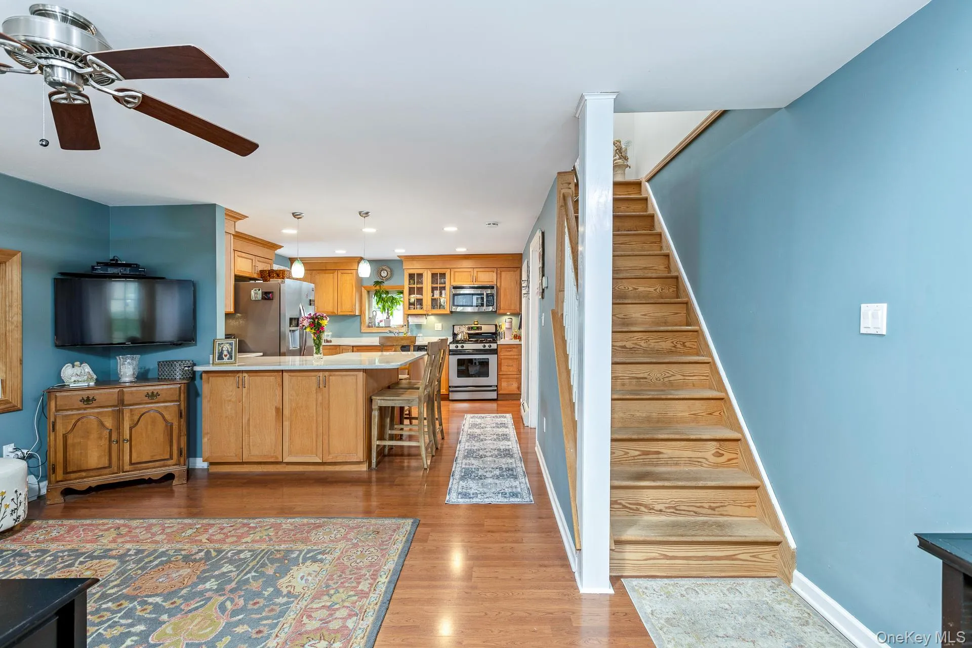 314 6th Avenue, Smithtown, NY, 3 Bedrooms Bedrooms, 5 Rooms Rooms,1 BathroomBathrooms,Residential,For Rent,6th,0,1044955 314 6th Avenue, Smithtown, NY, 3 Bedrooms Bedrooms, 5 Rooms Rooms,1 BathroomBathrooms,Residential,For Rent,6th,0,1044955