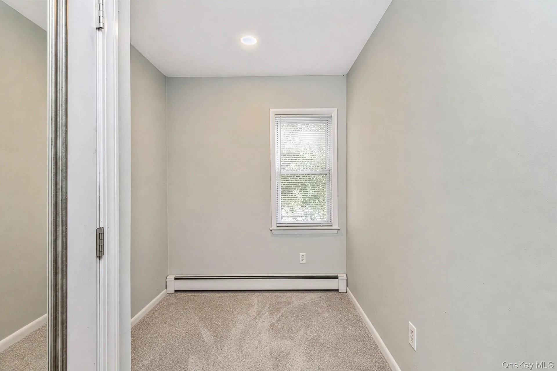 314 6th Avenue, Smithtown, NY, 3 Bedrooms Bedrooms, 5 Rooms Rooms,1 BathroomBathrooms,Residential,For Rent,6th,0,1044955 314 6th Avenue, Smithtown, NY, 3 Bedrooms Bedrooms, 5 Rooms Rooms,1 BathroomBathrooms,Residential,For Rent,6th,0,1044955