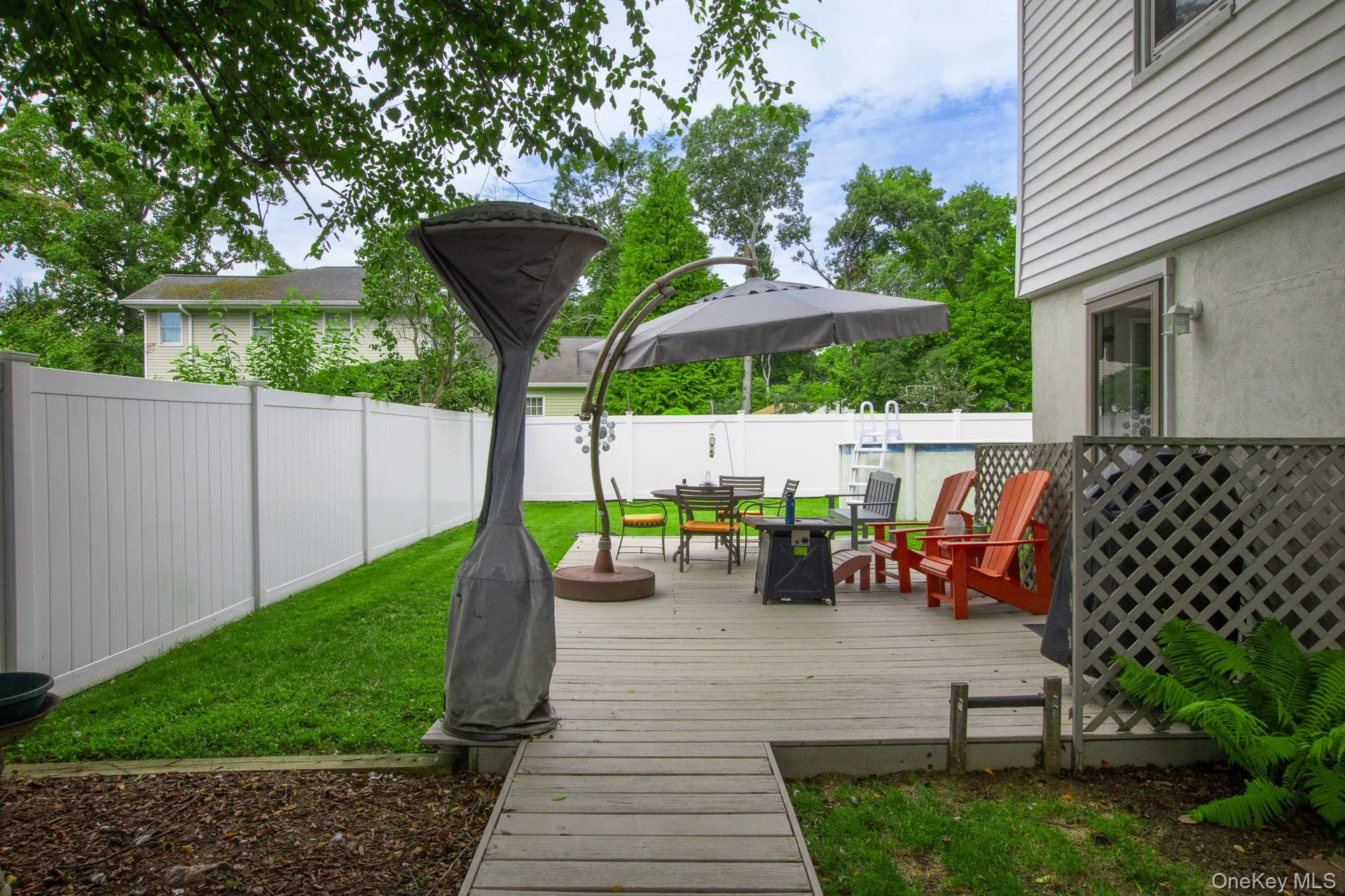 314 6th Avenue, Smithtown, NY, 3 Bedrooms Bedrooms, 5 Rooms Rooms,1 BathroomBathrooms,Residential,For Rent,6th,0,1044955 314 6th Avenue, Smithtown, NY, 3 Bedrooms Bedrooms, 5 Rooms Rooms,1 BathroomBathrooms,Residential,For Rent,6th,0,1044955