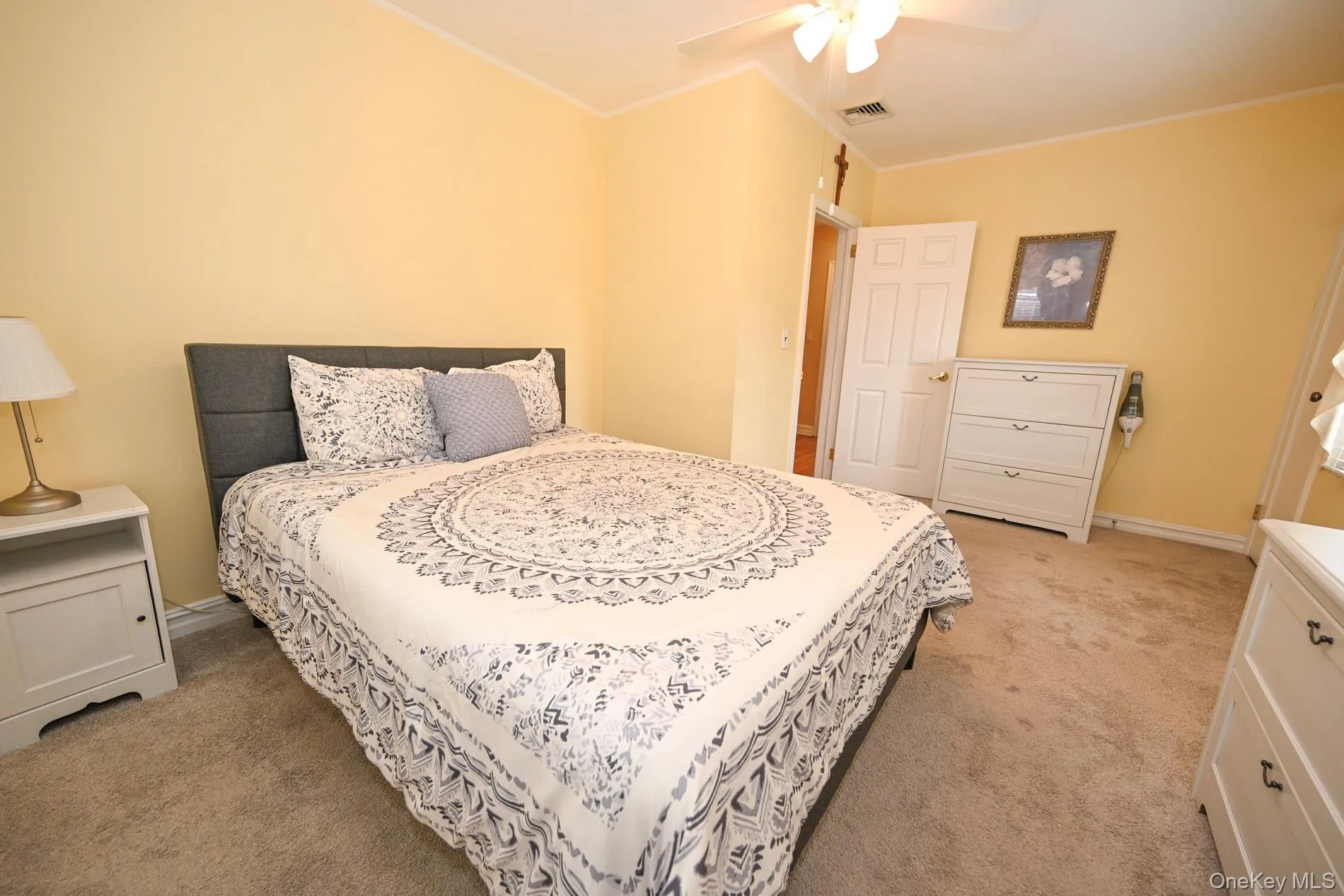 1073 Hancock Avenue, Hempstead, NY, 2 Bedrooms Bedrooms, 6 Rooms Rooms,1 BathroomBathrooms,Residential,For Rent,Hancock,0,1044956 1073 Hancock Avenue, Hempstead, NY, 2 Bedrooms Bedrooms, 6 Rooms Rooms,1 BathroomBathrooms,Residential,For Rent,Hancock,0,1044956