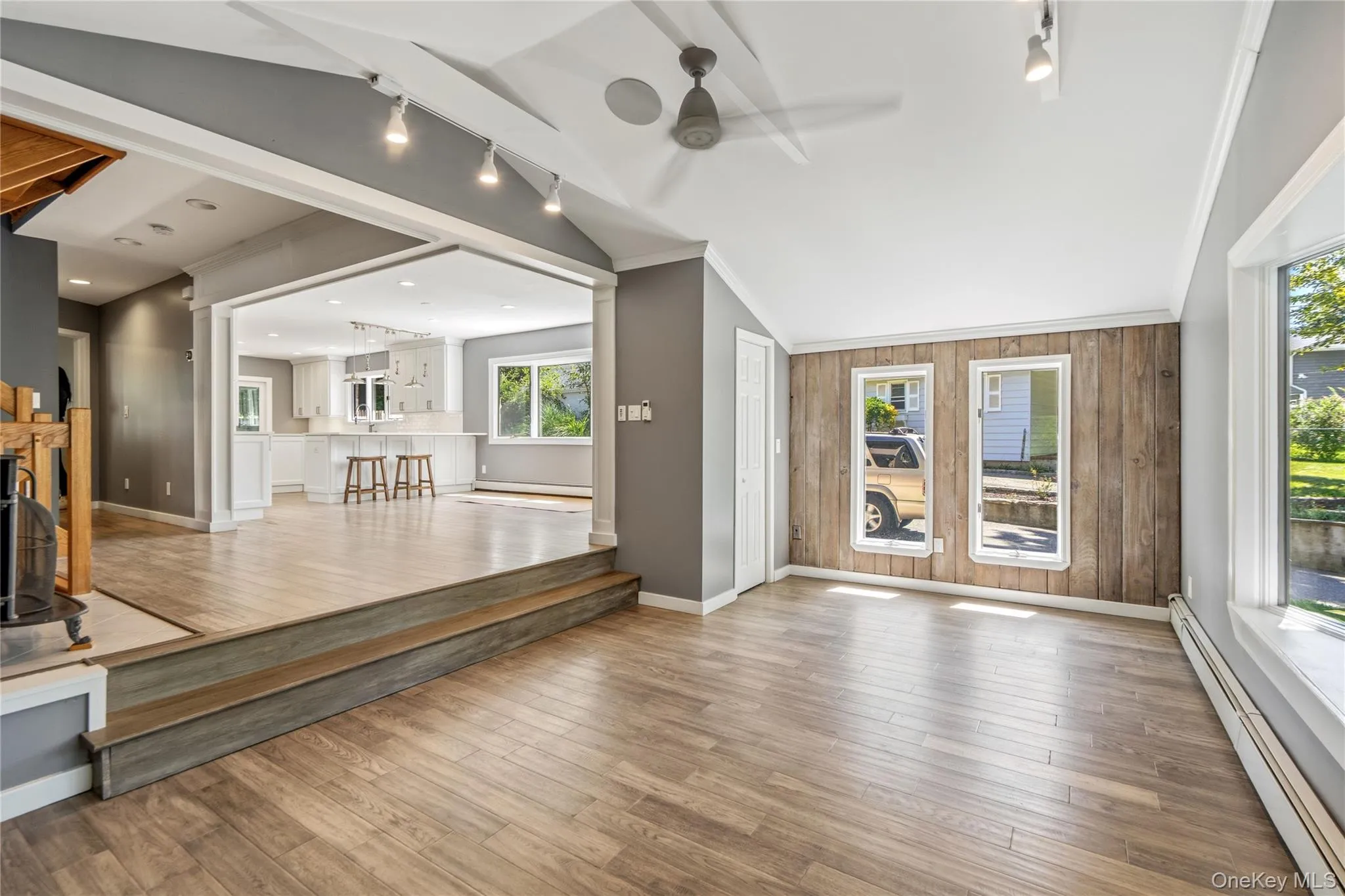 16 Westview Road, Huntington, NY, 3 Bedrooms Bedrooms, 7 Rooms Rooms,2 BathroomsBathrooms,Residential,For Rent,Westview,0,1044958 16 Westview Road, Huntington, NY, 3 Bedrooms Bedrooms, 7 Rooms Rooms,2 BathroomsBathrooms,Residential,For Rent,Westview,0,1044958