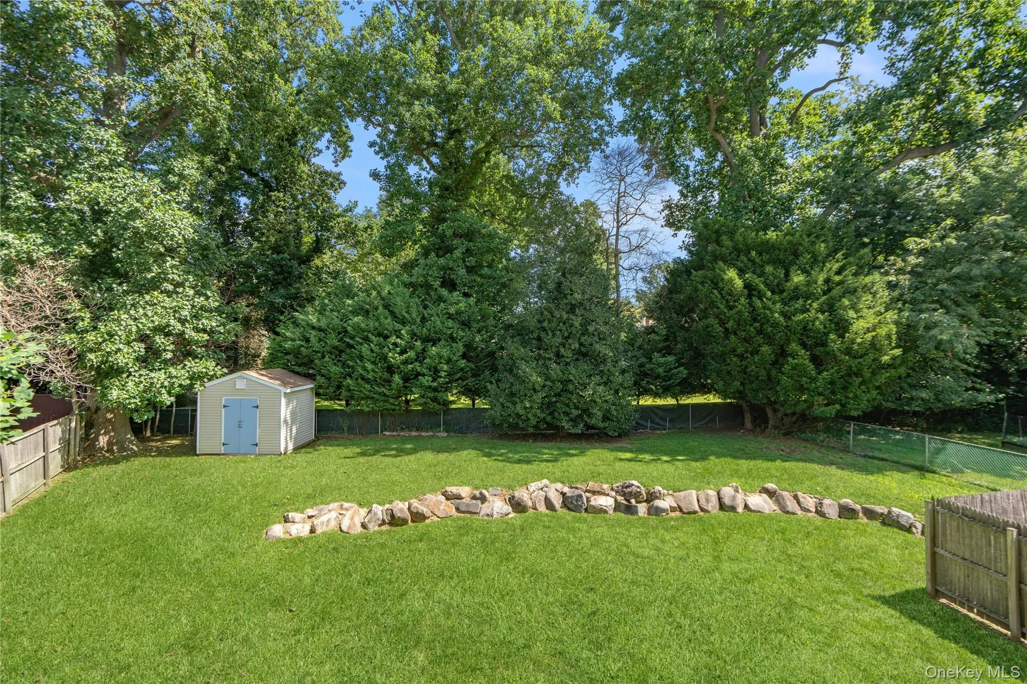 16 Westview Road, Huntington, NY, 3 Bedrooms Bedrooms, 7 Rooms Rooms,2 BathroomsBathrooms,Residential,For Rent,Westview,0,1044958 16 Westview Road, Huntington, NY, 3 Bedrooms Bedrooms, 7 Rooms Rooms,2 BathroomsBathrooms,Residential,For Rent,Westview,0,1044958