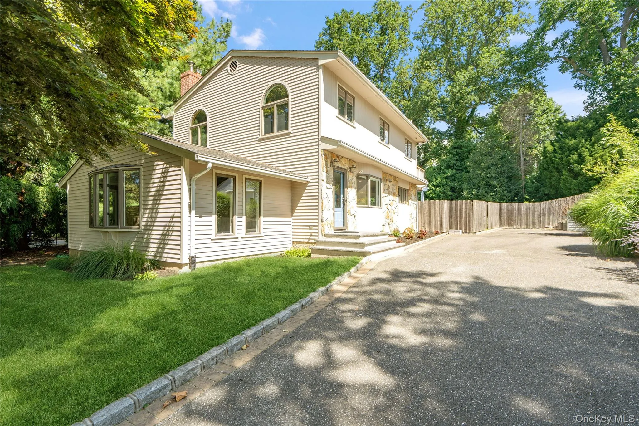 16 Westview Road, Huntington, NY, 3 Bedrooms Bedrooms, 7 Rooms Rooms,2 BathroomsBathrooms,Residential,For Rent,Westview,0,1044958 16 Westview Road, Huntington, NY, 3 Bedrooms Bedrooms, 7 Rooms Rooms,2 BathroomsBathrooms,Residential,For Rent,Westview,0,1044958