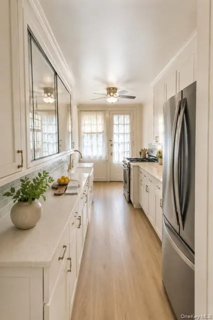 52 Slocum Crescent, New York, NY, 4 Bedrooms Bedrooms, 7 Rooms Rooms,2 BathroomsBathrooms,Residential,For Rent,Slocum,0,1044959 52 Slocum Crescent, New York, NY, 4 Bedrooms Bedrooms, 7 Rooms Rooms,2 BathroomsBathrooms,Residential,For Rent,Slocum,0,1044959