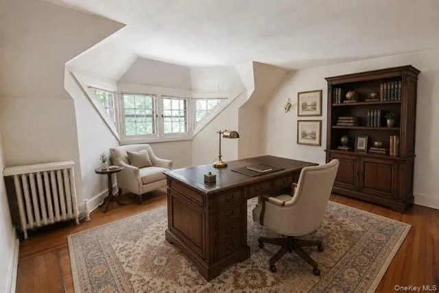 52 Slocum Crescent, New York, NY, 4 Bedrooms Bedrooms, 7 Rooms Rooms,2 BathroomsBathrooms,Residential,For Rent,Slocum,0,1044959 52 Slocum Crescent, New York, NY, 4 Bedrooms Bedrooms, 7 Rooms Rooms,2 BathroomsBathrooms,Residential,For Rent,Slocum,0,1044959