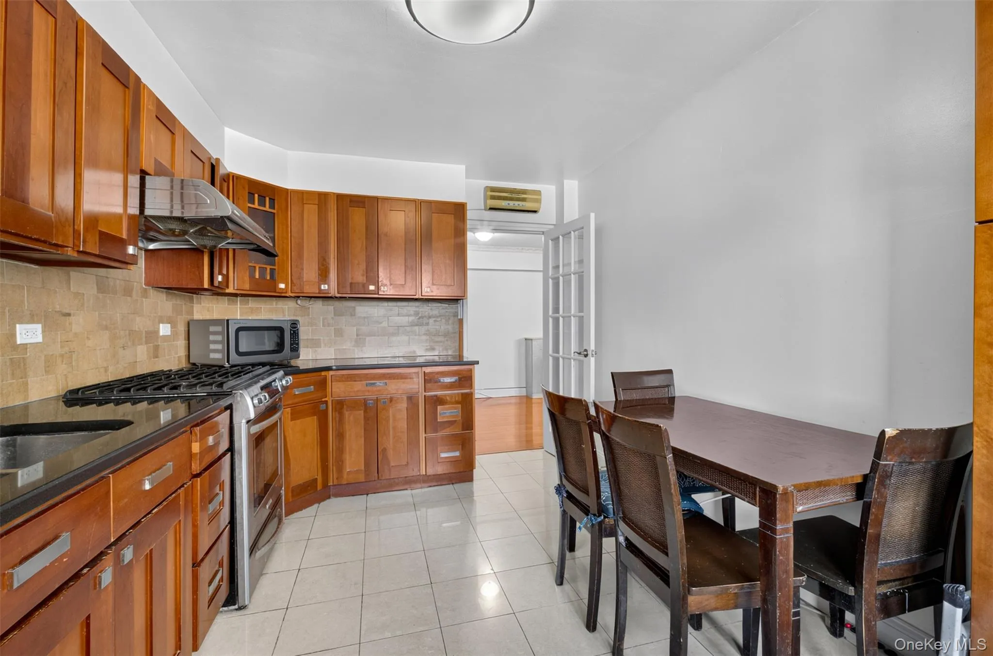 29-30 137th Street, New York, NY, 3 Bedrooms Bedrooms, 6 Rooms Rooms,2 BathroomsBathrooms,Residential,For Rent,137th,0,1044962 29-30 137th Street, New York, NY, 3 Bedrooms Bedrooms, 6 Rooms Rooms,2 BathroomsBathrooms,Residential,For Rent,137th,0,1044962