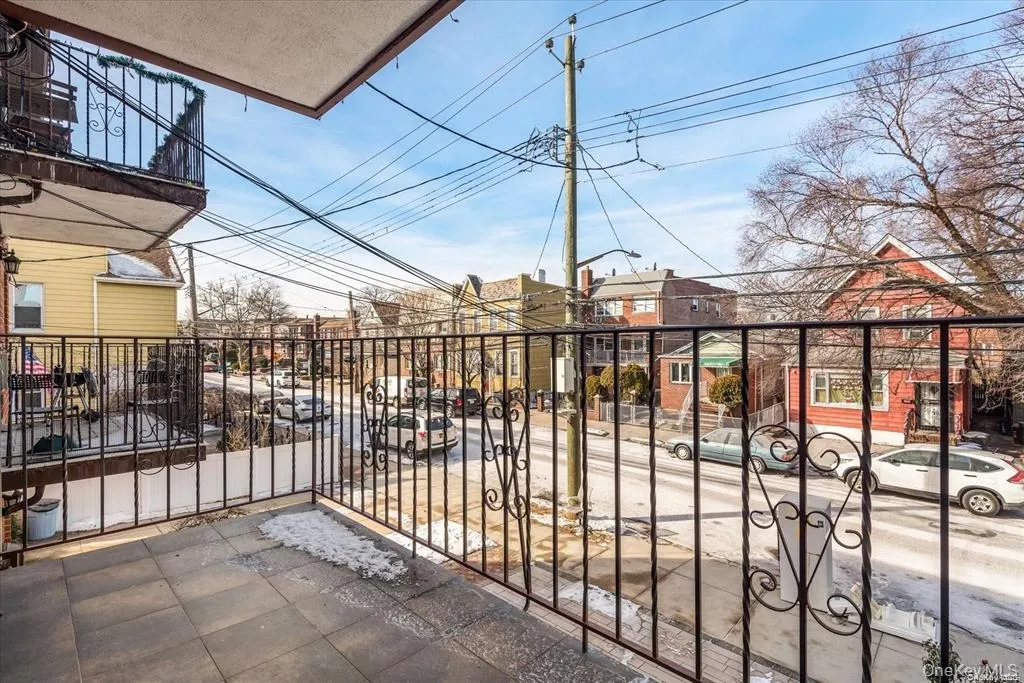 70-12 Caldwell Avenue, New York, NY, 3 Bedrooms Bedrooms, 6 Rooms Rooms,2 BathroomsBathrooms,Residential Lease,For Rent,Caldwell,0,1044967 70-12 Caldwell Avenue, New York, NY, 3 Bedrooms Bedrooms, 6 Rooms Rooms,2 BathroomsBathrooms,Residential Lease,For Rent,Caldwell,0,1044967