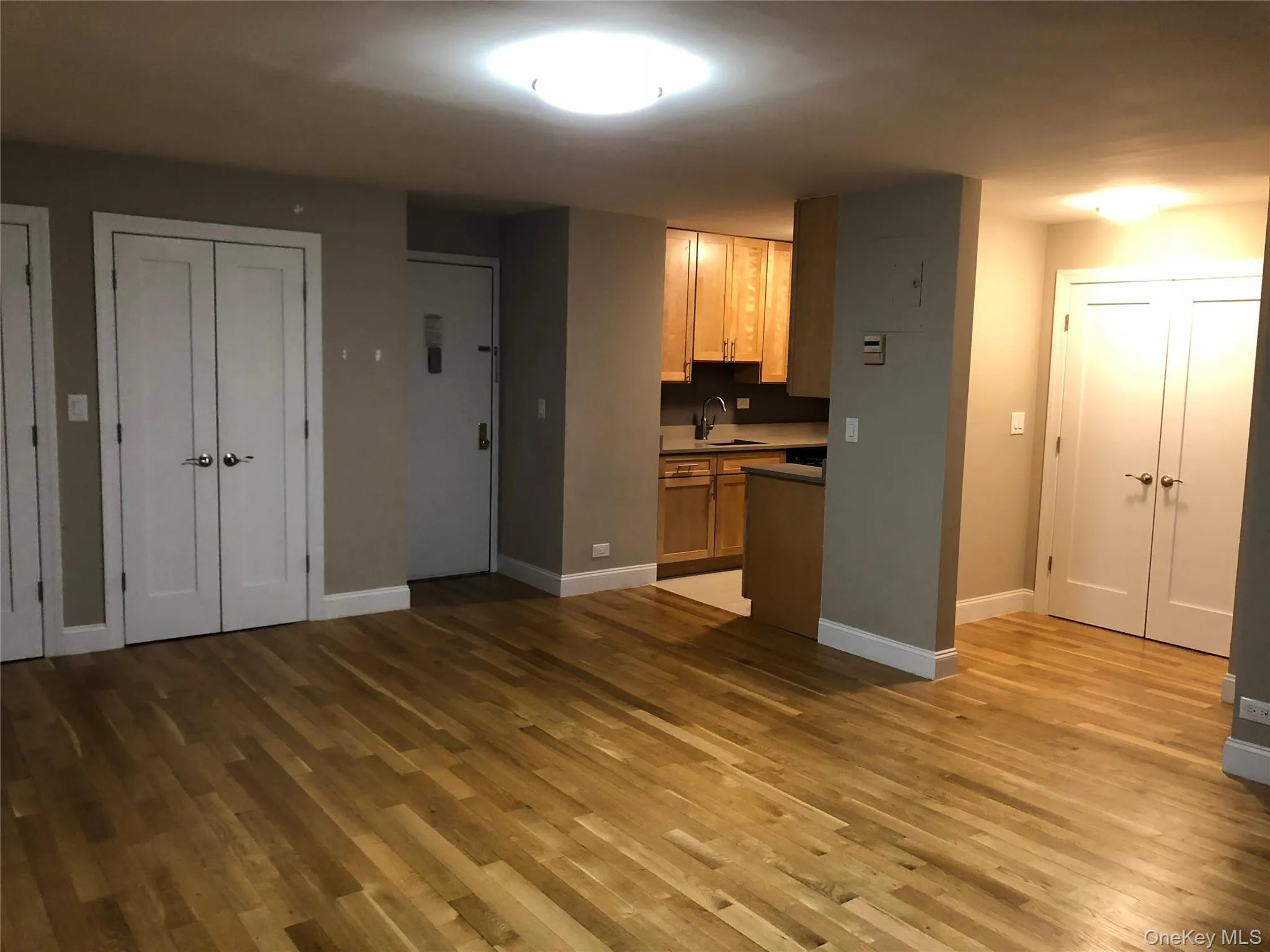 123-33 83rd Avenue, New York, NY, 3 Rooms Rooms,1 BathroomBathrooms,Residential Lease,For Rent,83rd,0,1044977 123-33 83rd Avenue, New York, NY, 3 Rooms Rooms,1 BathroomBathrooms,Residential Lease,For Rent,83rd,0,1044977