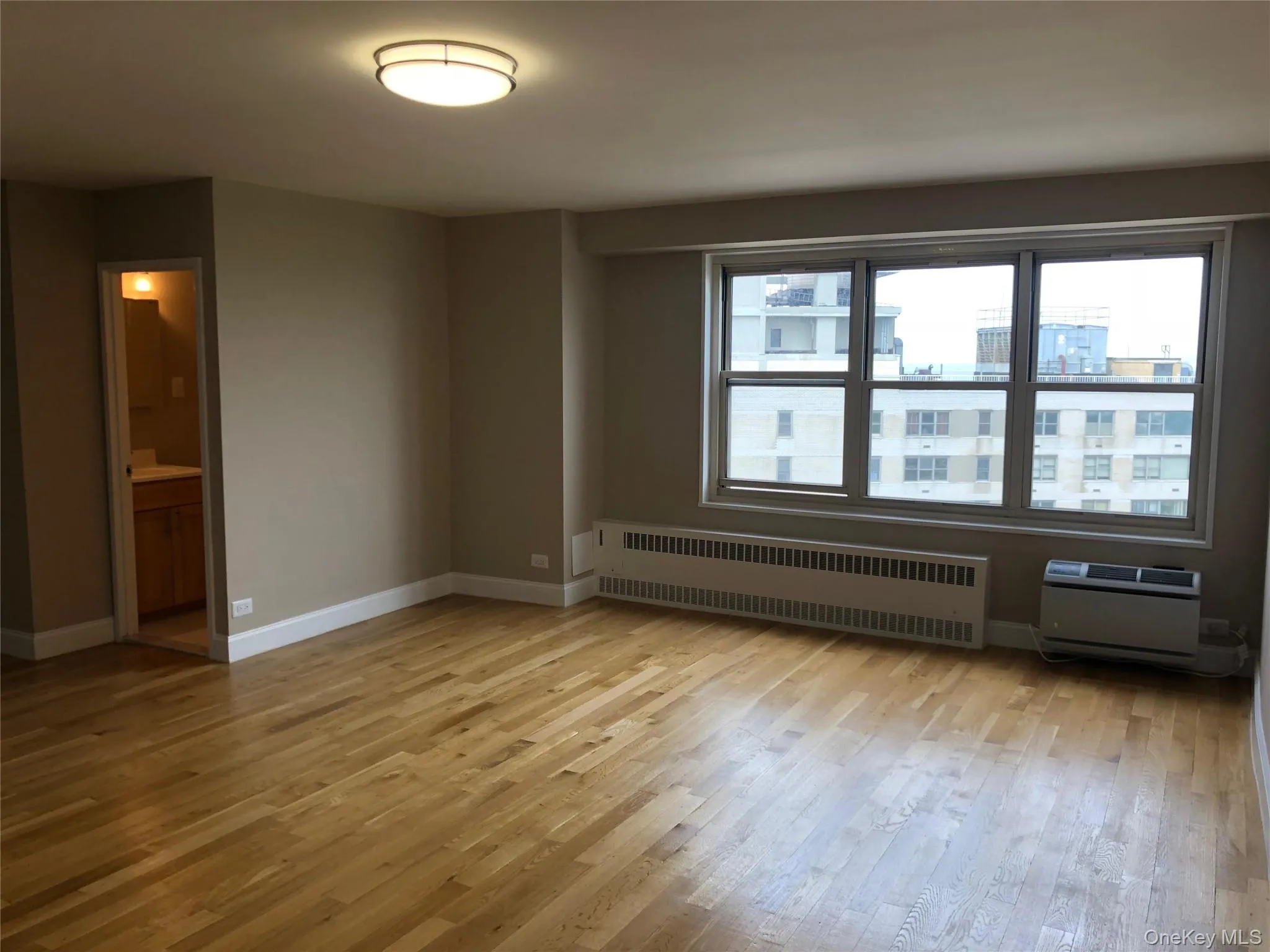 123-33 83rd Avenue, New York, NY, 3 Rooms Rooms,1 BathroomBathrooms,Residential Lease,For Rent,83rd,0,1044977 123-33 83rd Avenue, New York, NY, 3 Rooms Rooms,1 BathroomBathrooms,Residential Lease,For Rent,83rd,0,1044977