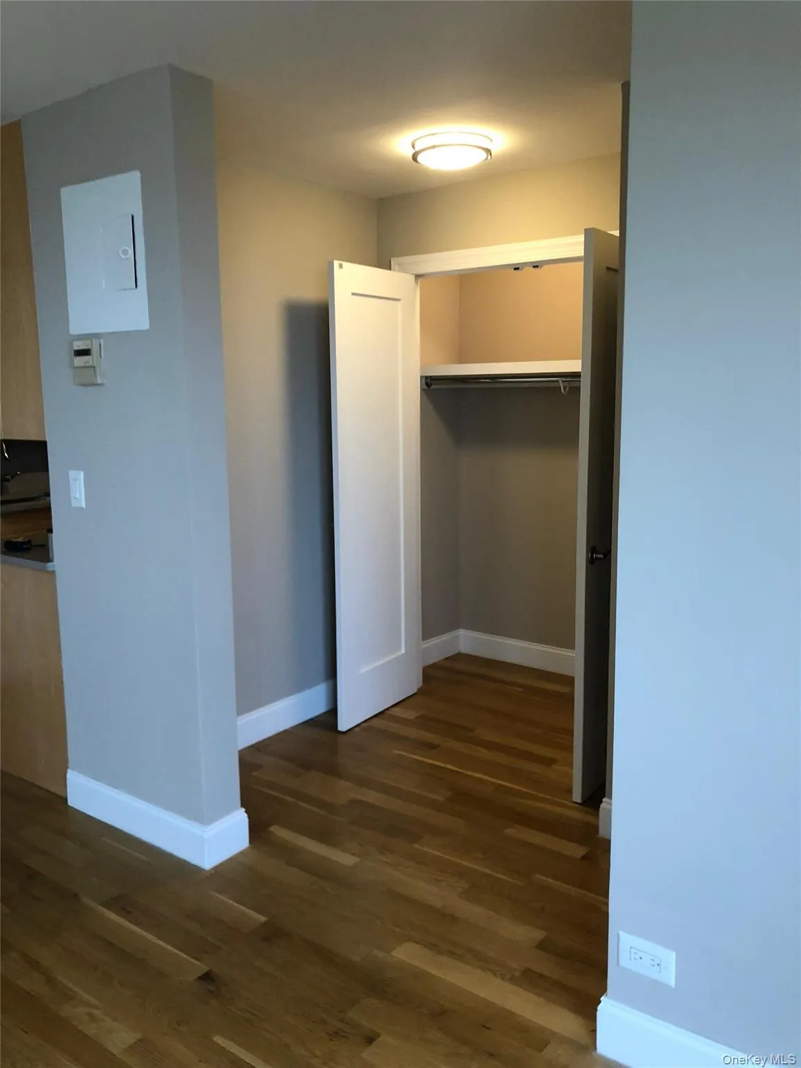 123-33 83rd Avenue, New York, NY, 3 Rooms Rooms,1 BathroomBathrooms,Residential Lease,For Rent,83rd,0,1044977 123-33 83rd Avenue, New York, NY, 3 Rooms Rooms,1 BathroomBathrooms,Residential Lease,For Rent,83rd,0,1044977