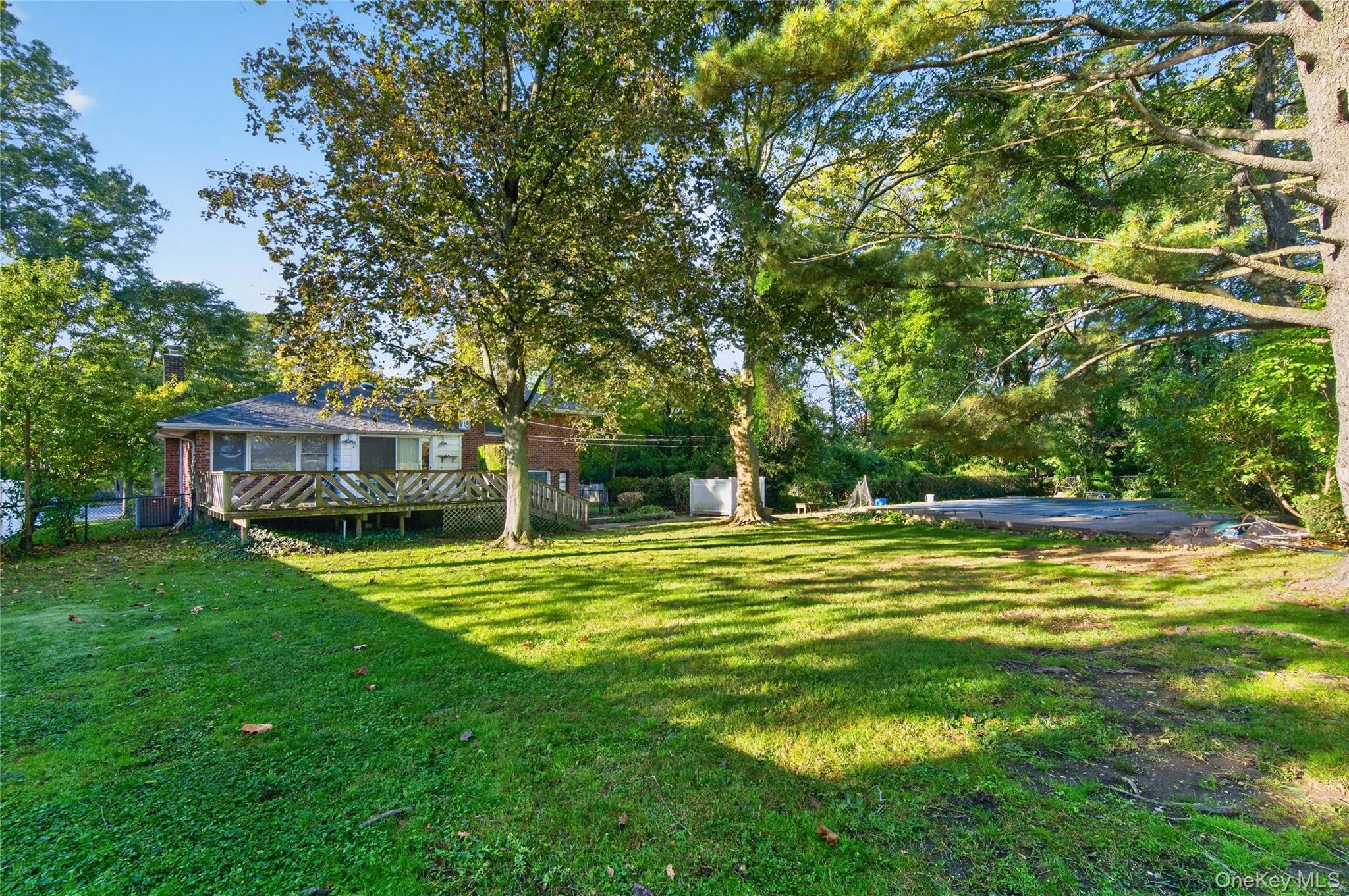 20 Canterbury Road, Oyster Bay, NY, 3 Bedrooms Bedrooms, 7 Rooms Rooms,2 BathroomsBathrooms,Residential,For Rent,Canterbury,0,1044983 20 Canterbury Road, Oyster Bay, NY, 3 Bedrooms Bedrooms, 7 Rooms Rooms,2 BathroomsBathrooms,Residential,For Rent,Canterbury,0,1044983