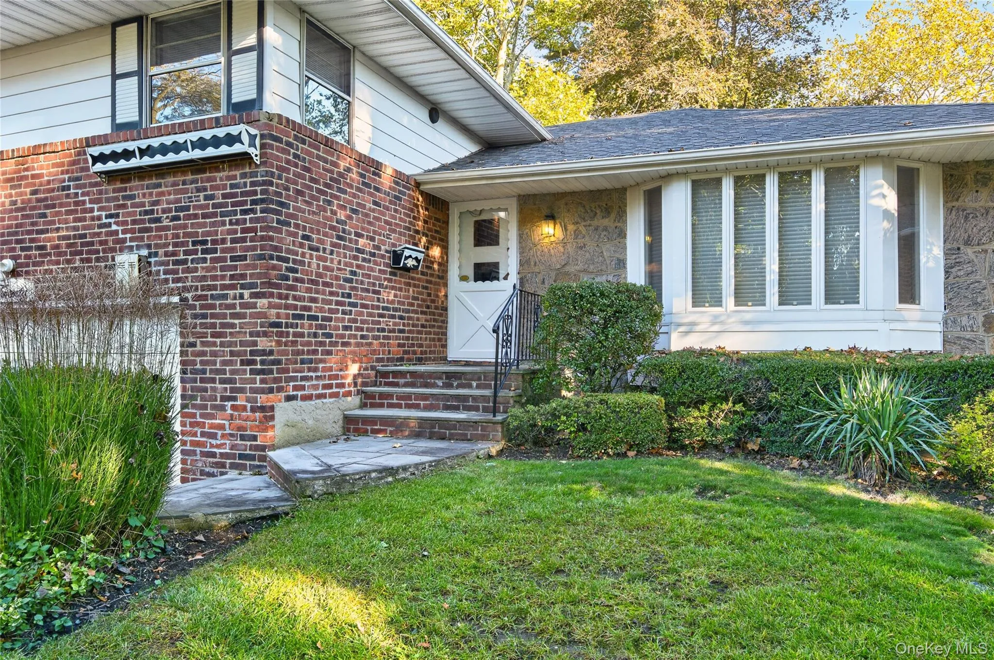 20 Canterbury Road, Oyster Bay, NY, 3 Bedrooms Bedrooms, 7 Rooms Rooms,2 BathroomsBathrooms,Residential,For Rent,Canterbury,0,1044983 20 Canterbury Road, Oyster Bay, NY, 3 Bedrooms Bedrooms, 7 Rooms Rooms,2 BathroomsBathrooms,Residential,For Rent,Canterbury,0,1044983