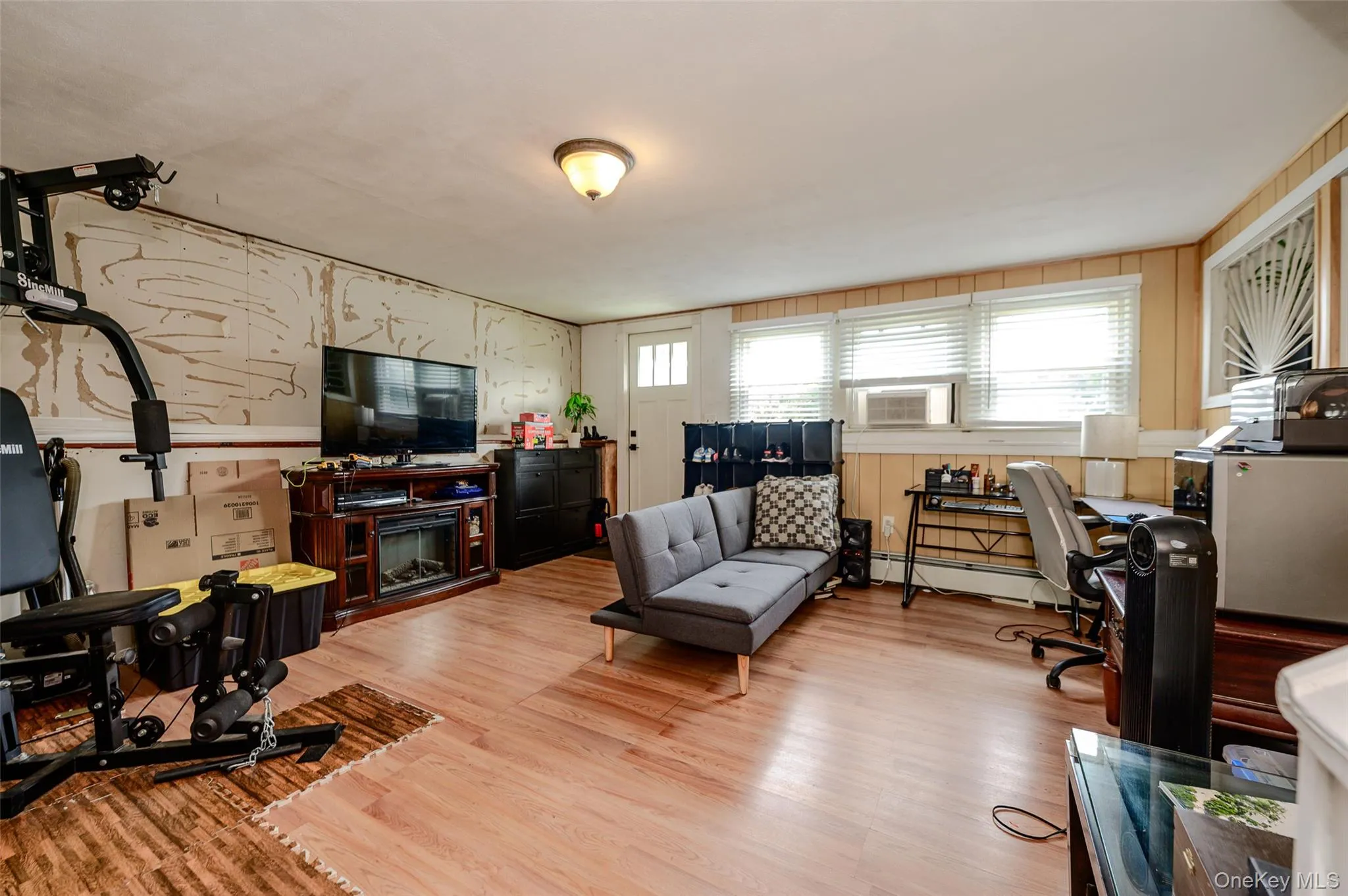 3381 Oceanside Road, Hempstead, NY, 3 Bedrooms Bedrooms, 7 Rooms Rooms,2 BathroomsBathrooms,Residential,For Rent,Oceanside,0,1044985 3381 Oceanside Road, Hempstead, NY, 3 Bedrooms Bedrooms, 7 Rooms Rooms,2 BathroomsBathrooms,Residential,For Rent,Oceanside,0,1044985
