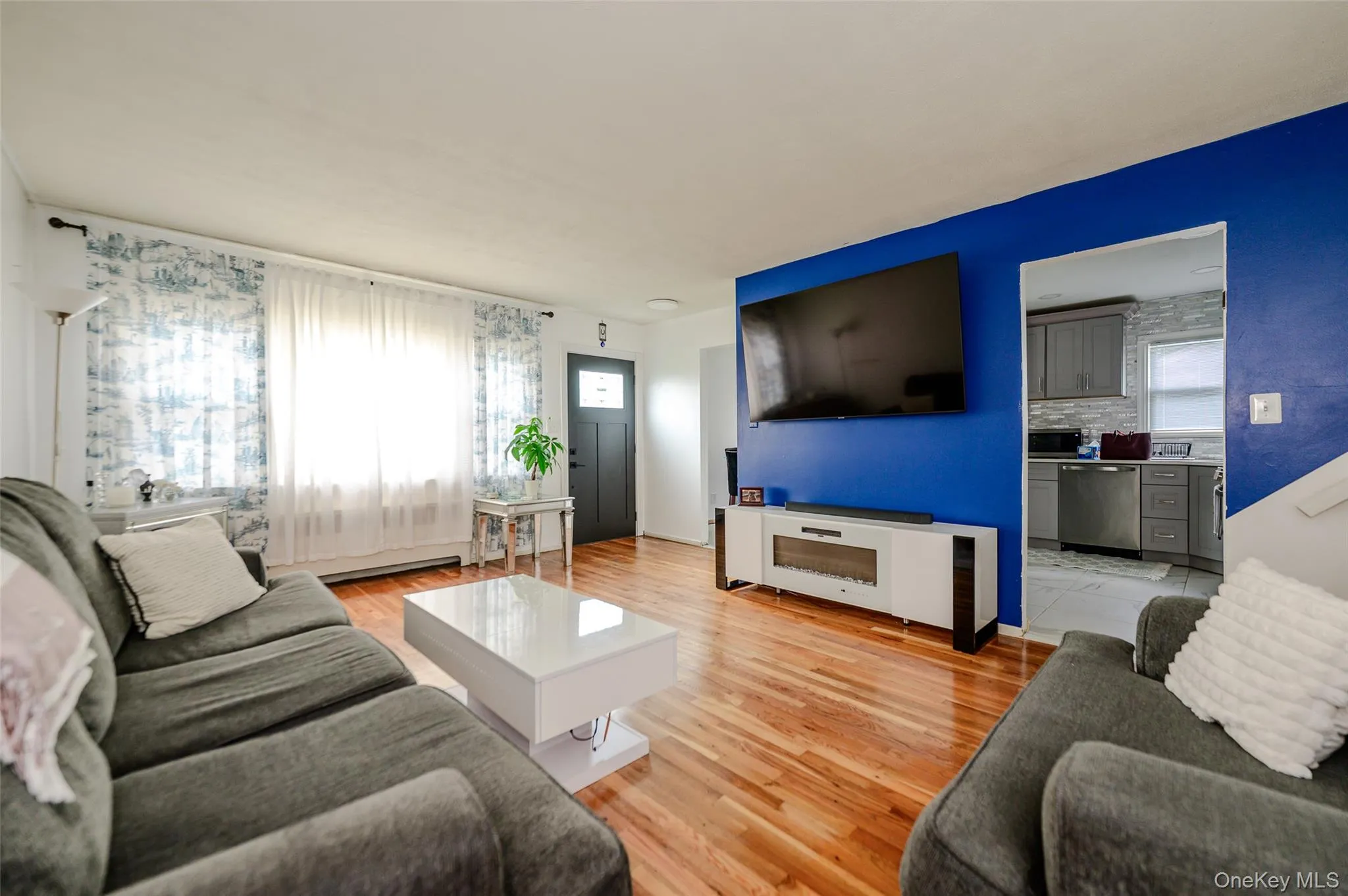 3381 Oceanside Road, Hempstead, NY, 3 Bedrooms Bedrooms, 7 Rooms Rooms,2 BathroomsBathrooms,Residential,For Rent,Oceanside,0,1044985 3381 Oceanside Road, Hempstead, NY, 3 Bedrooms Bedrooms, 7 Rooms Rooms,2 BathroomsBathrooms,Residential,For Rent,Oceanside,0,1044985