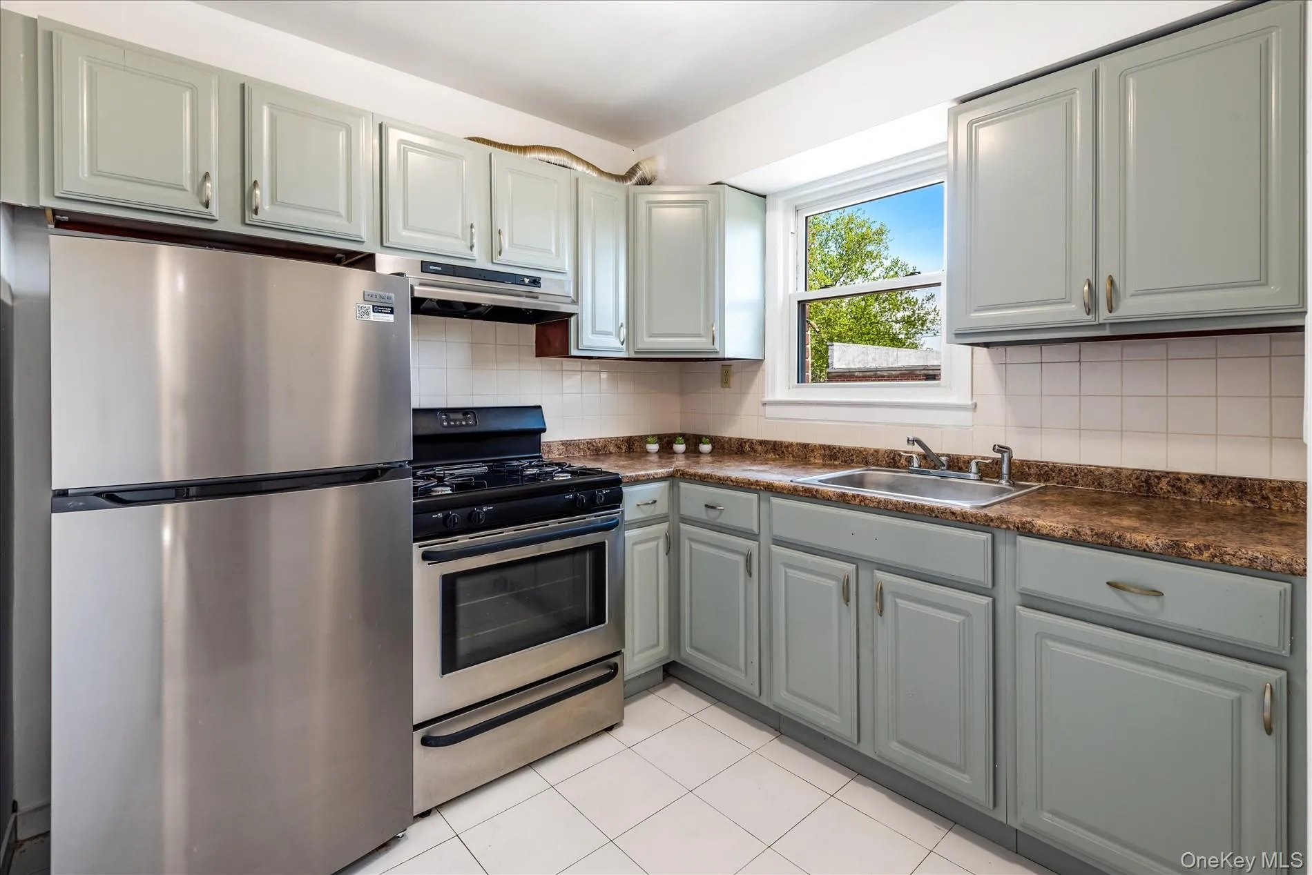 59-11 157th Street, New York, NY, 1 Bedroom Bedrooms, 4 Rooms Rooms,1 BathroomBathrooms,Residential Lease,For Rent,157th,0,1044994 59-11 157th Street, New York, NY, 1 Bedroom Bedrooms, 4 Rooms Rooms,1 BathroomBathrooms,Residential Lease,For Rent,157th,0,1044994