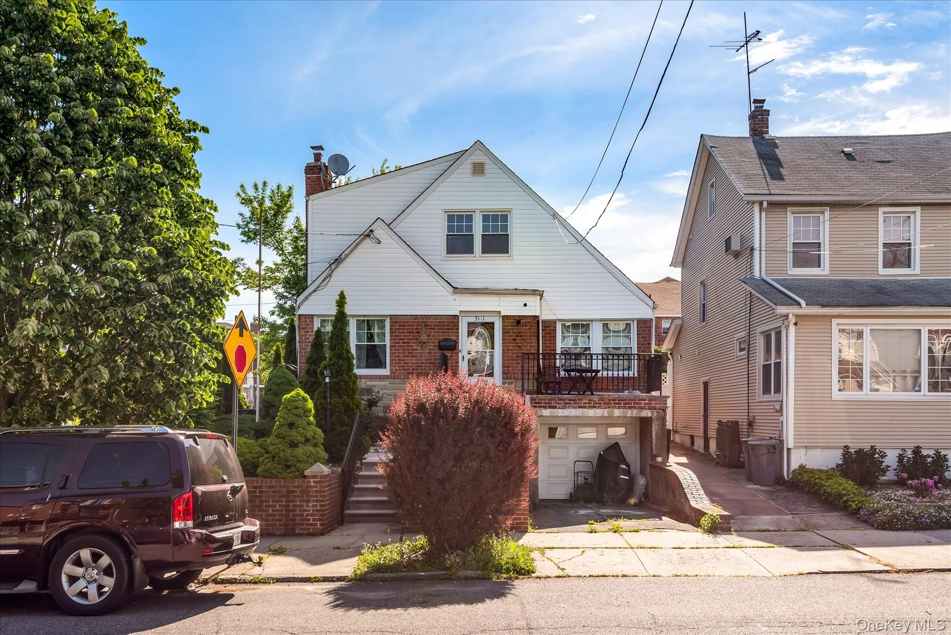 59-11 157th Street, New York, NY, 1 Bedroom Bedrooms, 4 Rooms Rooms,1 BathroomBathrooms,Residential Lease,For Rent,157th,0,1044994 59-11 157th Street, New York, NY, 1 Bedroom Bedrooms, 4 Rooms Rooms,1 BathroomBathrooms,Residential Lease,For Rent,157th,0,1044994