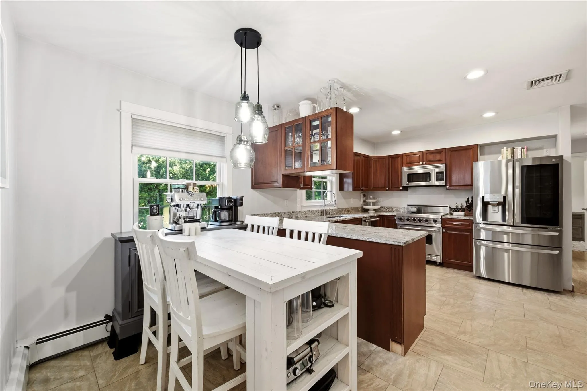 30 Cove Road, Huntington, NY, 4 Bedrooms Bedrooms, 8 Rooms Rooms,3 BathroomsBathrooms,Residential,For Rent,Cove,0,1044995 30 Cove Road, Huntington, NY, 4 Bedrooms Bedrooms, 8 Rooms Rooms,3 BathroomsBathrooms,Residential,For Rent,Cove,0,1044995