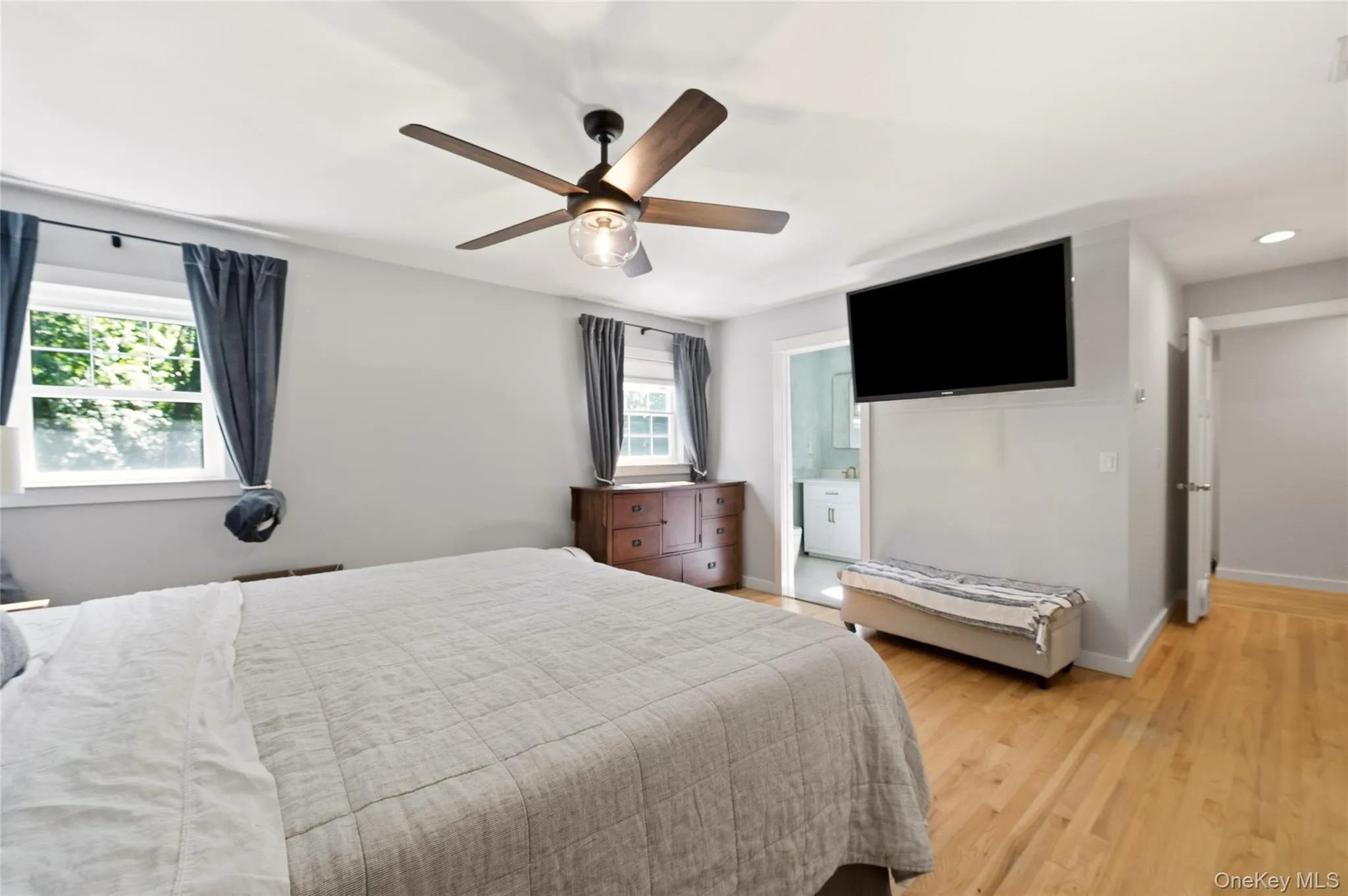 30 Cove Road, Huntington, NY, 4 Bedrooms Bedrooms, 8 Rooms Rooms,3 BathroomsBathrooms,Residential,For Rent,Cove,0,1044995 30 Cove Road, Huntington, NY, 4 Bedrooms Bedrooms, 8 Rooms Rooms,3 BathroomsBathrooms,Residential,For Rent,Cove,0,1044995