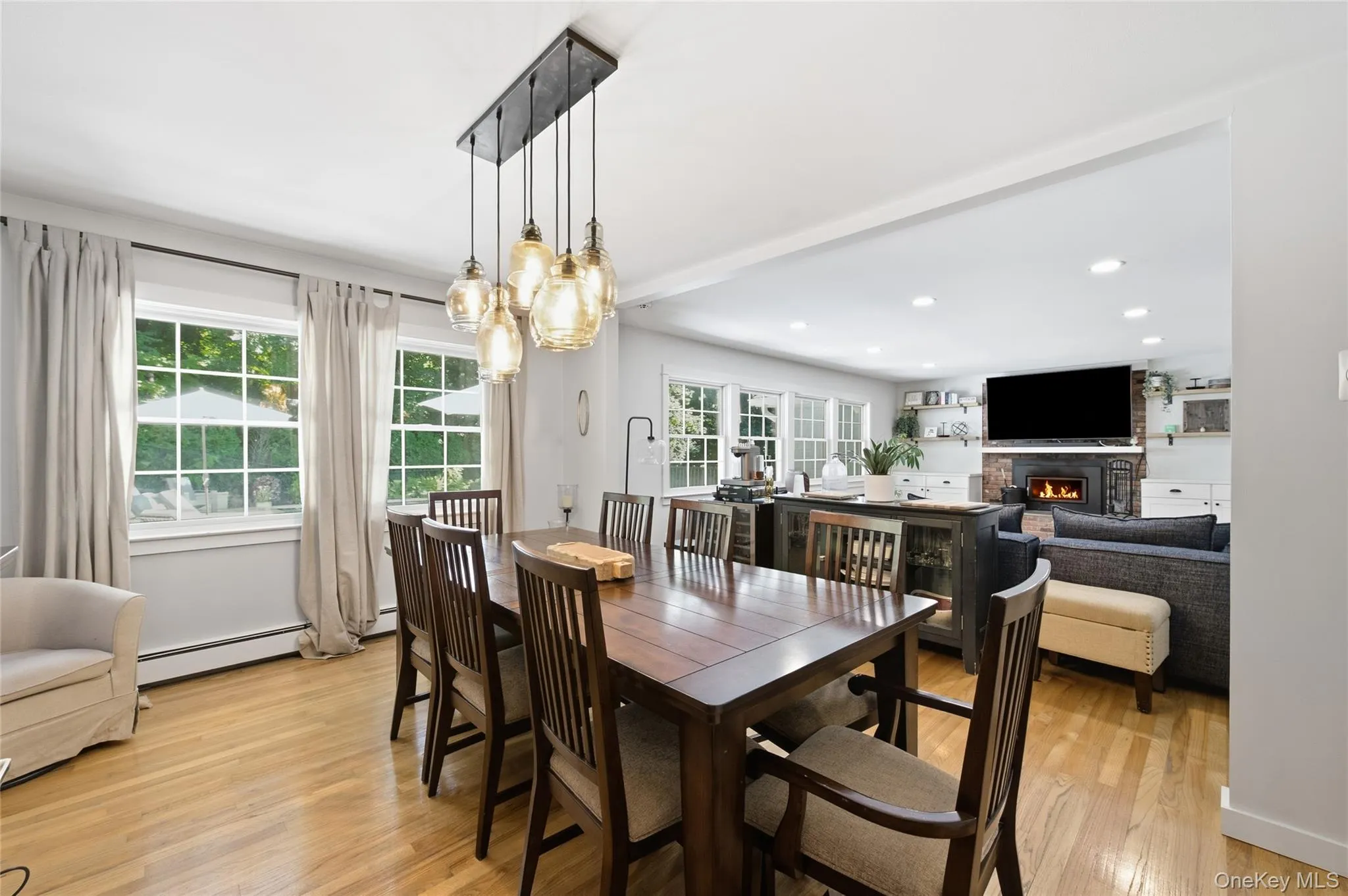 30 Cove Road, Huntington, NY, 4 Bedrooms Bedrooms, 8 Rooms Rooms,3 BathroomsBathrooms,Residential,For Rent,Cove,0,1044995 30 Cove Road, Huntington, NY, 4 Bedrooms Bedrooms, 8 Rooms Rooms,3 BathroomsBathrooms,Residential,For Rent,Cove,0,1044995