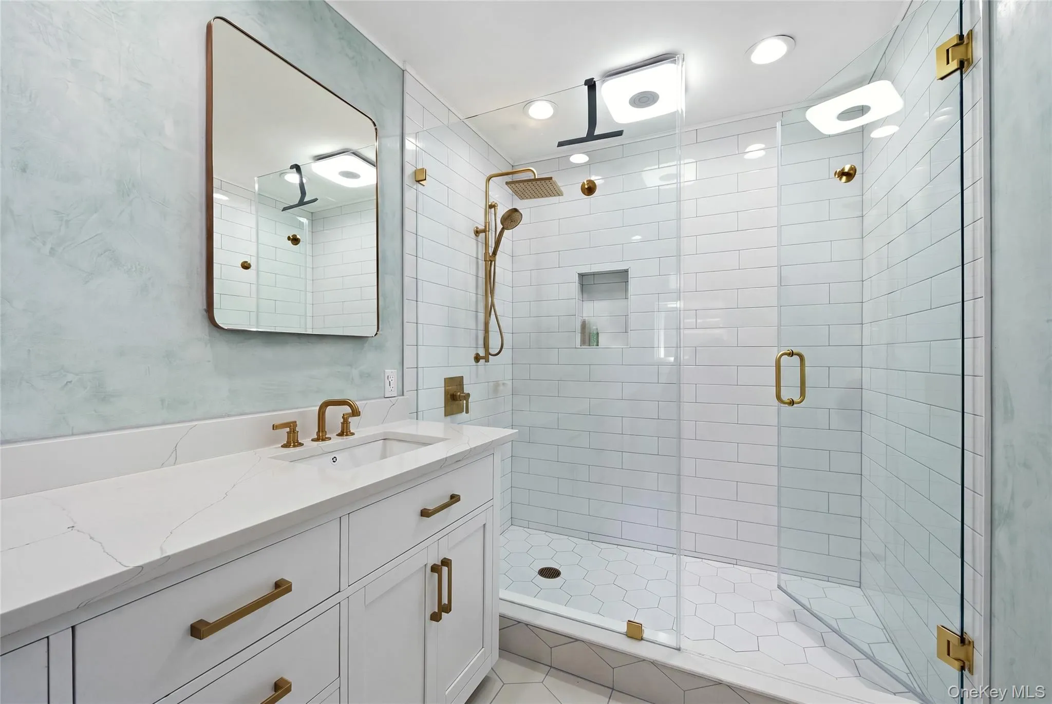 30 Cove Road, Huntington, NY, 4 Bedrooms Bedrooms, 8 Rooms Rooms,3 BathroomsBathrooms,Residential,For Rent,Cove,0,1044995 30 Cove Road, Huntington, NY, 4 Bedrooms Bedrooms, 8 Rooms Rooms,3 BathroomsBathrooms,Residential,For Rent,Cove,0,1044995