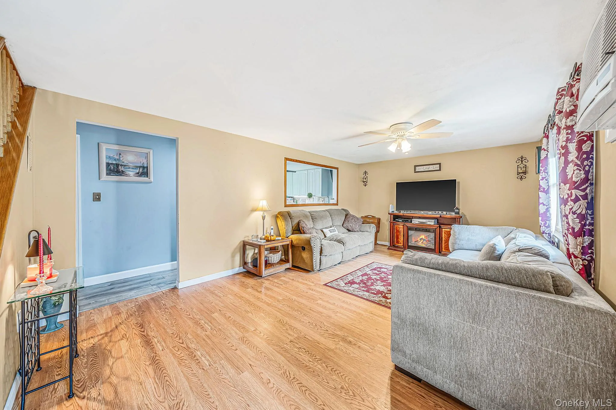 4 Highview Lane, Brookhaven, NY, 3 Bedrooms Bedrooms, 6 Rooms Rooms,2 BathroomsBathrooms,Residential,For Rent,Highview,0,1044997 4 Highview Lane, Brookhaven, NY, 3 Bedrooms Bedrooms, 6 Rooms Rooms,2 BathroomsBathrooms,Residential,For Rent,Highview,0,1044997